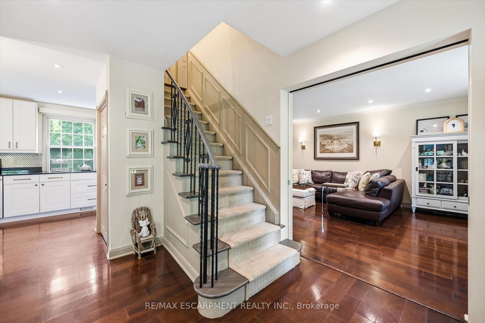 Photo 27 of 247 Linwood Crescent, Burlington, Appleby — HOMEH