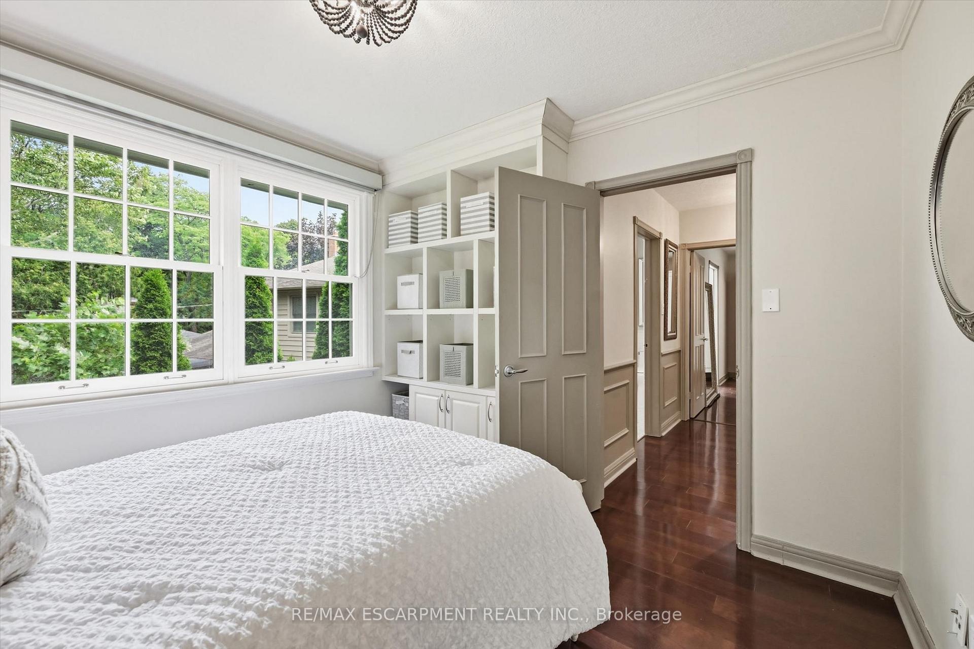 Photo 35 of 247 Linwood Crescent, Burlington, Appleby — HOMEH