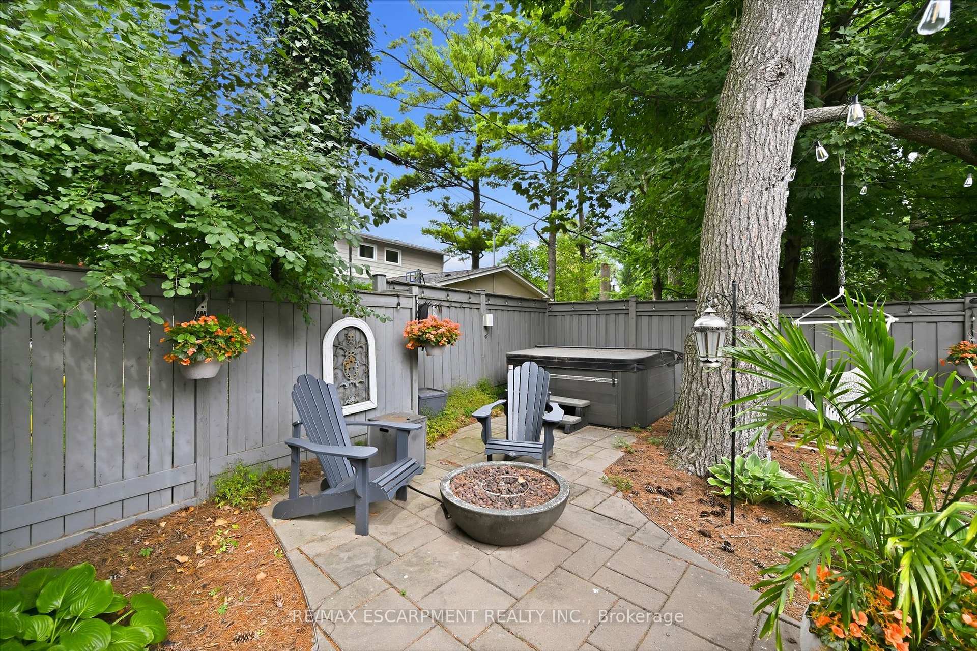 Photo 42 of 247 Linwood Crescent, Burlington, Appleby — HOMEH