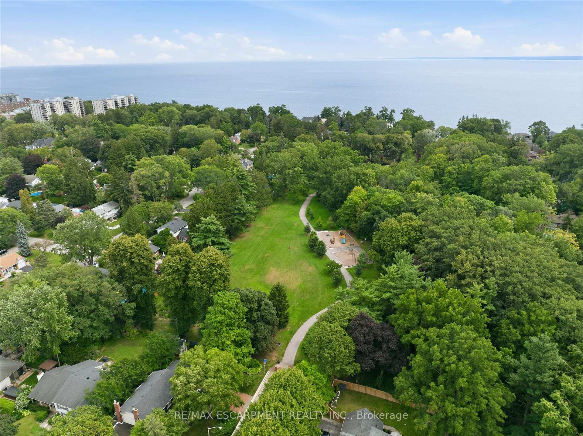 Photo 47 of 247 Linwood Crescent, Burlington, Appleby — HOMEH