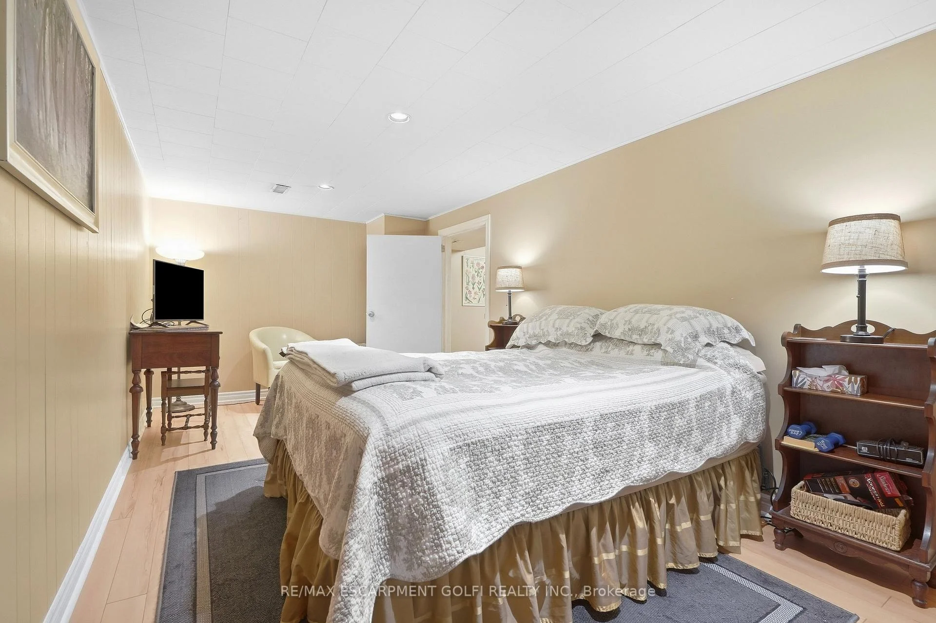 Photo 23 of Unit 9, 199 York Road, Hamilton, Cootes Paradise — HOMEH
