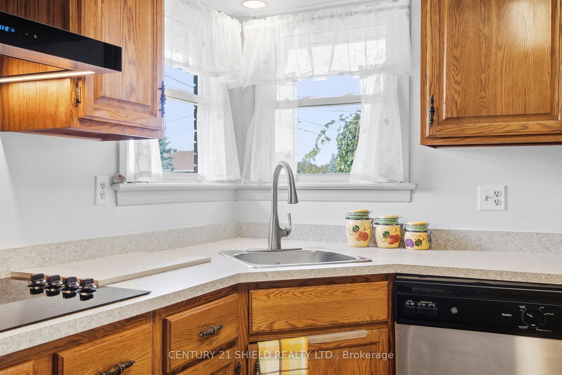 Photo 17 of 1303 Lascelle Avenue, Cornwall, Cornwall — HOMEH