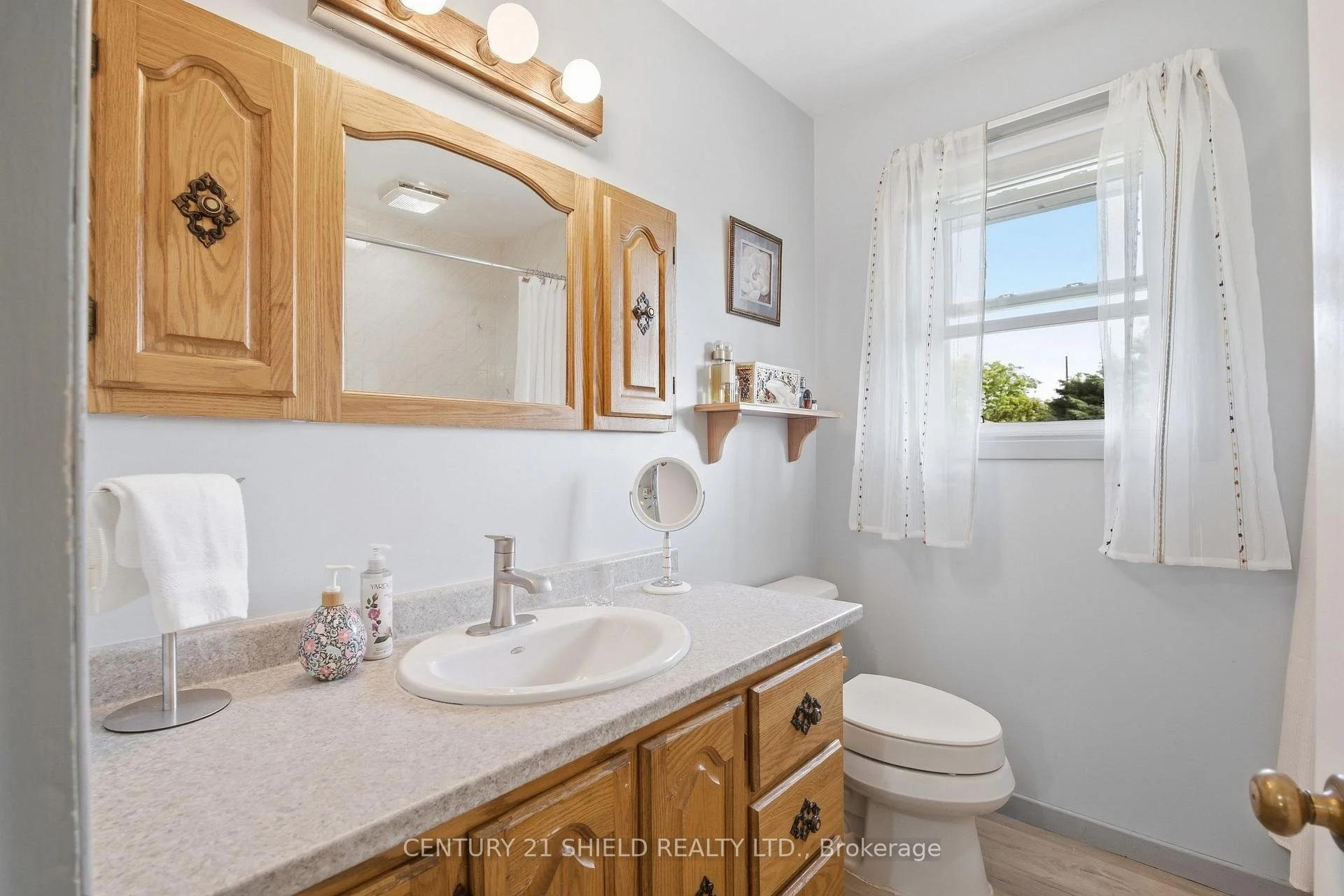 Photo 36 of 1303 Lascelle Avenue, Cornwall, Cornwall — HOMEH