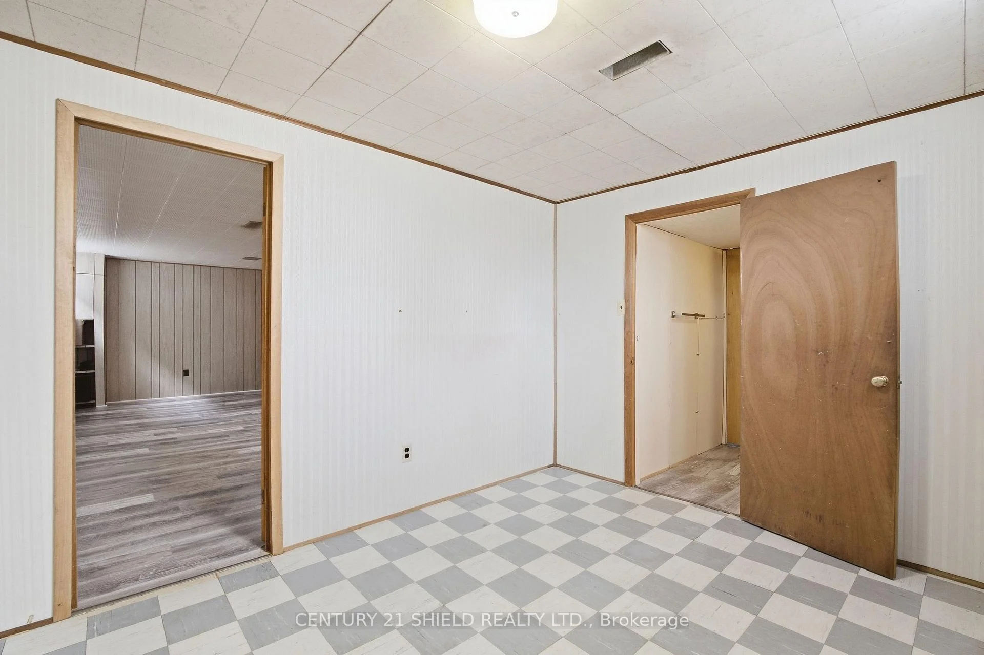 Photo 75 of 1303 Lascelle Avenue, Cornwall, Cornwall — HOMEH