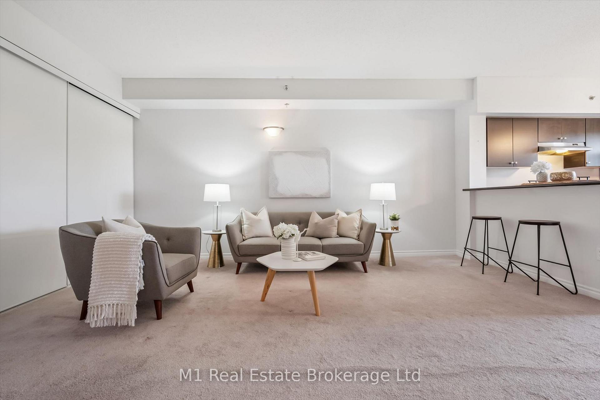 Photo of Unit 412, 308 Watson Parkway N