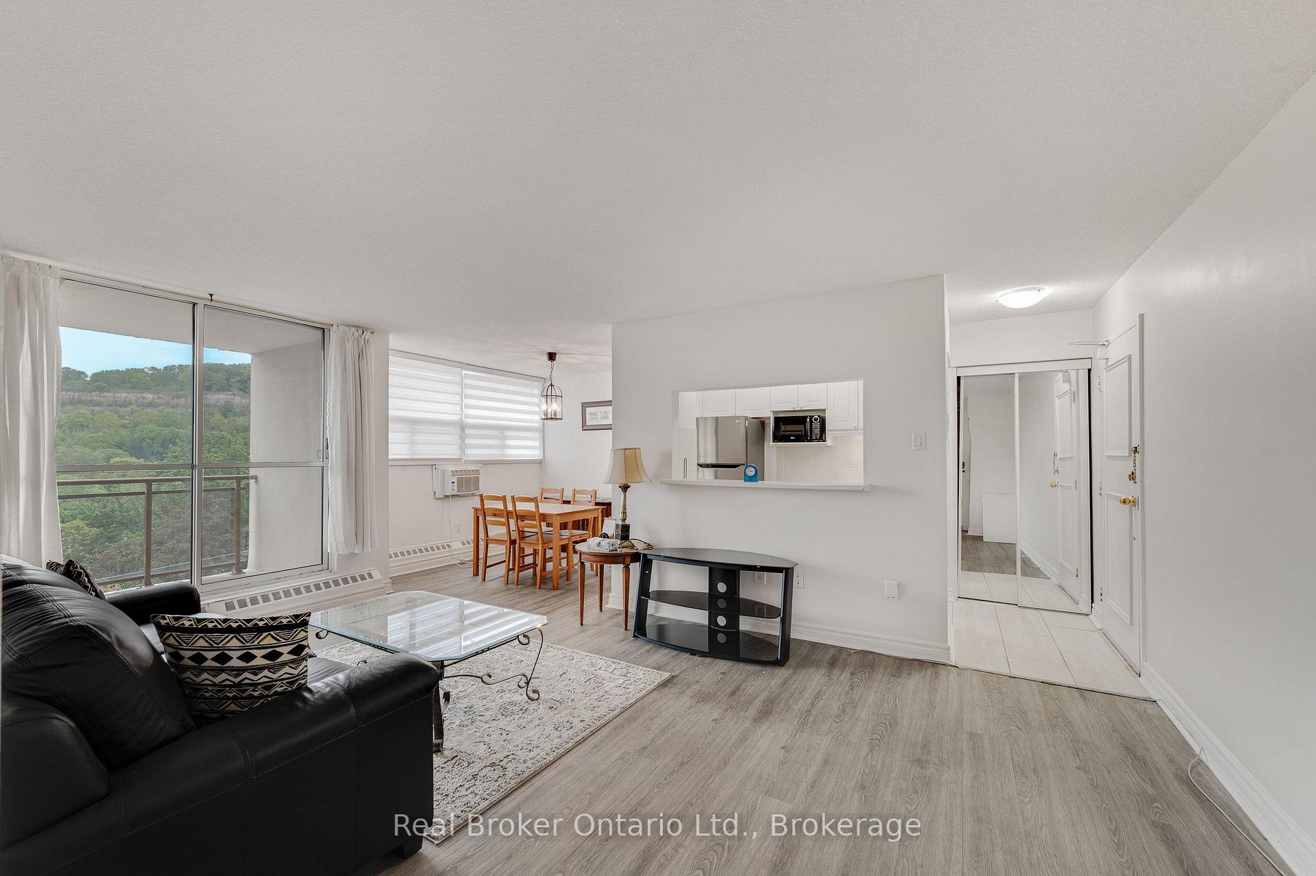 Photo 6 of Unit 802, 1950 Main Street W, Hamilton, Ainslie Wood — HOMEH