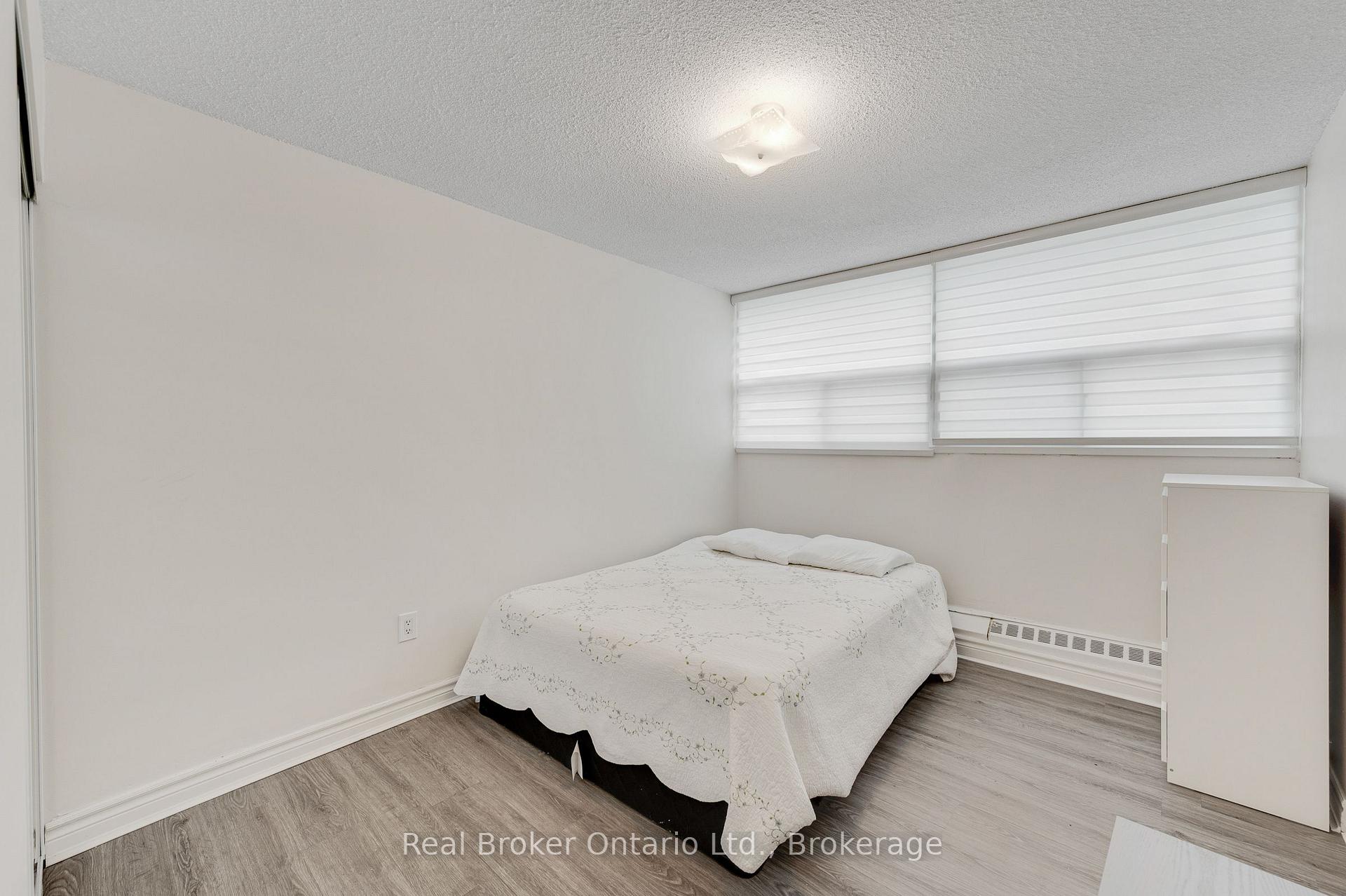 Photo 15 of Unit 802, 1950 Main Street W, Hamilton, Ainslie Wood — HOMEH