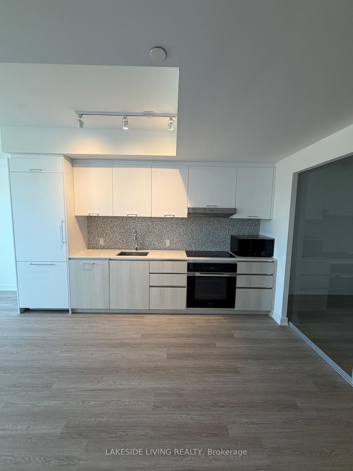 Photo 5 of Unit 309, 8188 Yonge Street, Vaughan, Uplands — HOMEH