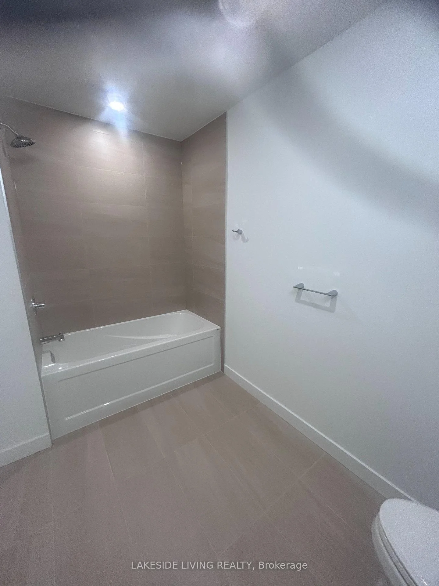 Photo 10 of Unit 309, 8188 Yonge Street, Vaughan, Uplands — HOMEH