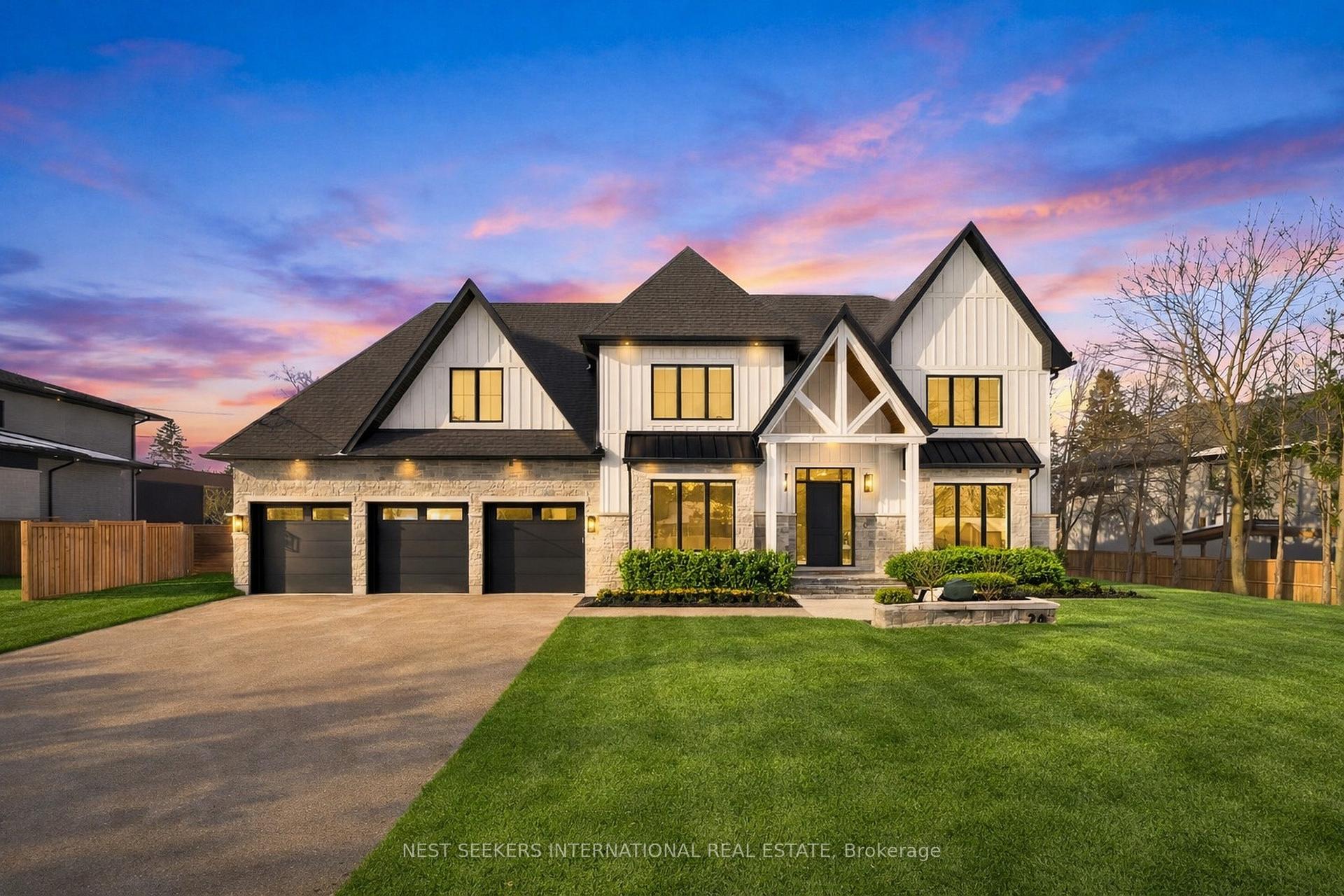 Photo of 26 Royal Avenue