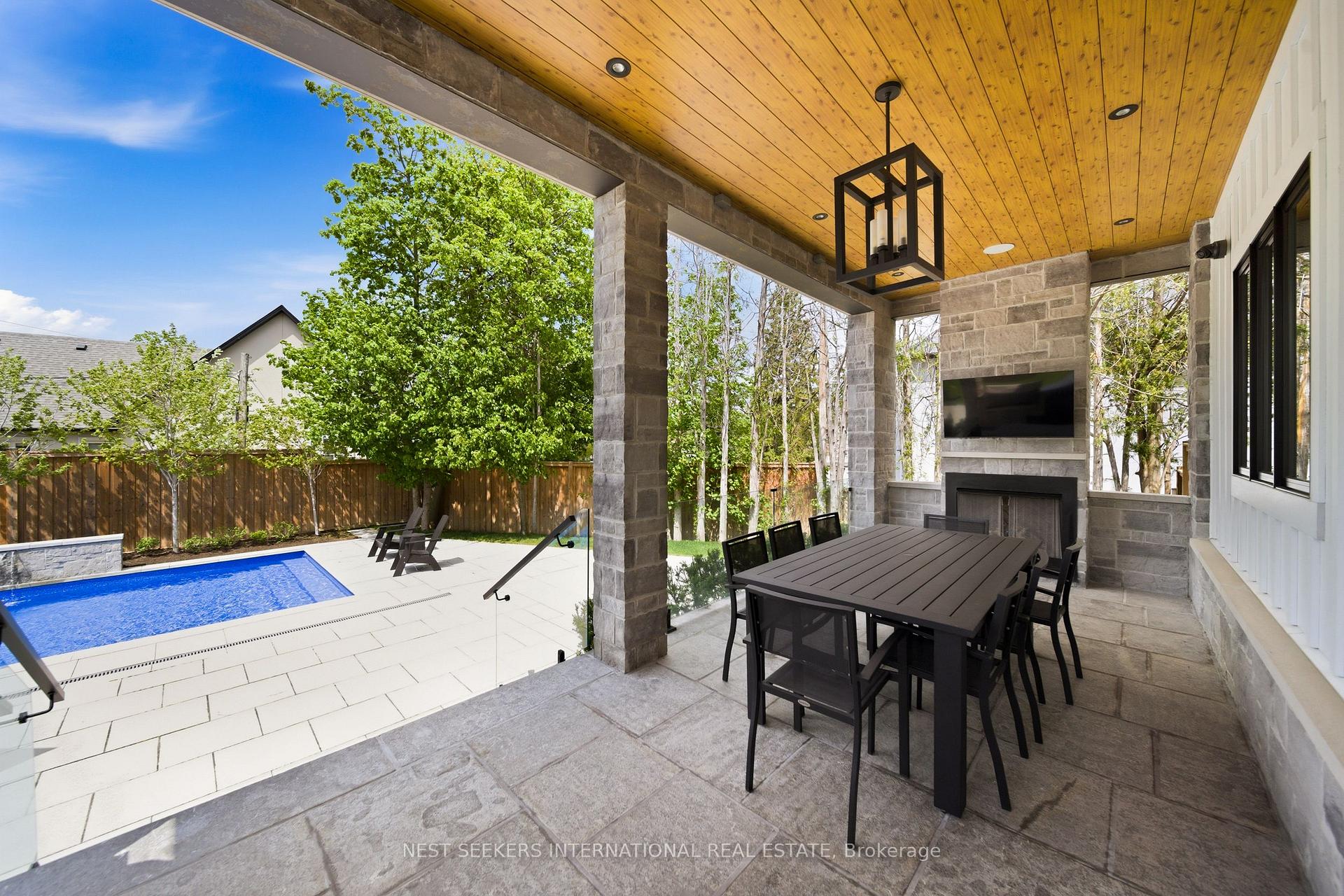 Photo 42 of 26 Royal Avenue, King, Nobleton — HOMEH