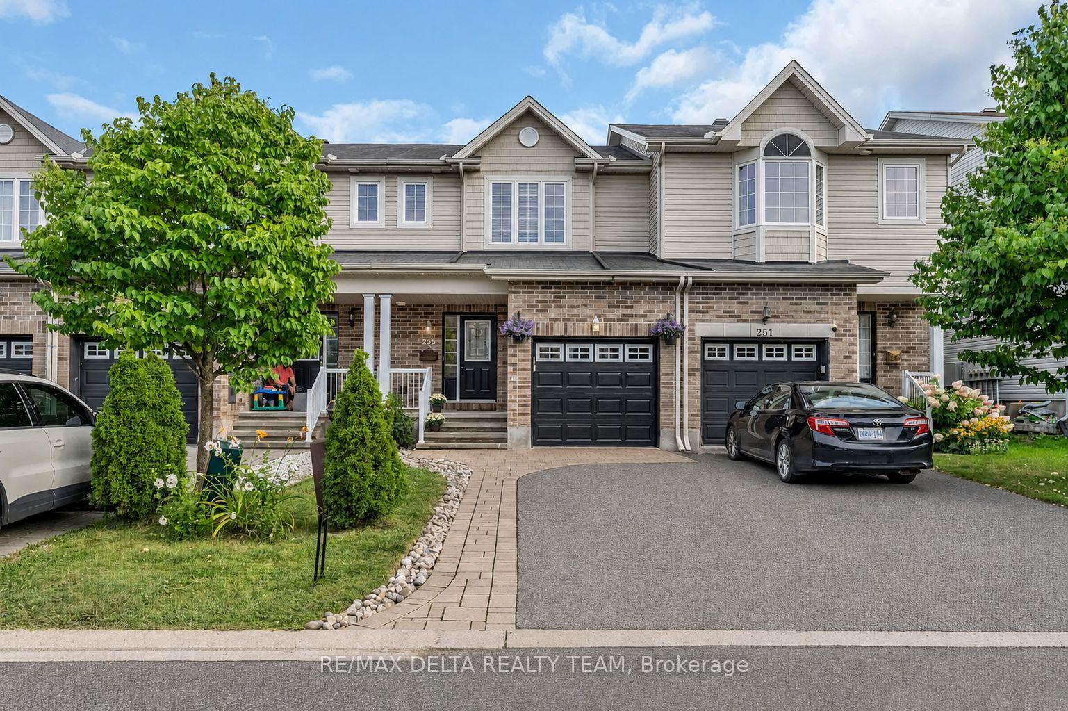 Photo 2 of 253 Cityview Crescent, Ottawa, Springridge/East Village — HOMEH