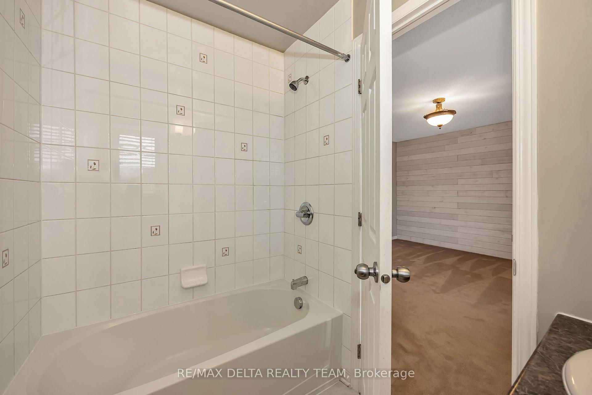 Photo 27 of 253 Cityview Crescent, Ottawa, Springridge/East Village — HOMEH