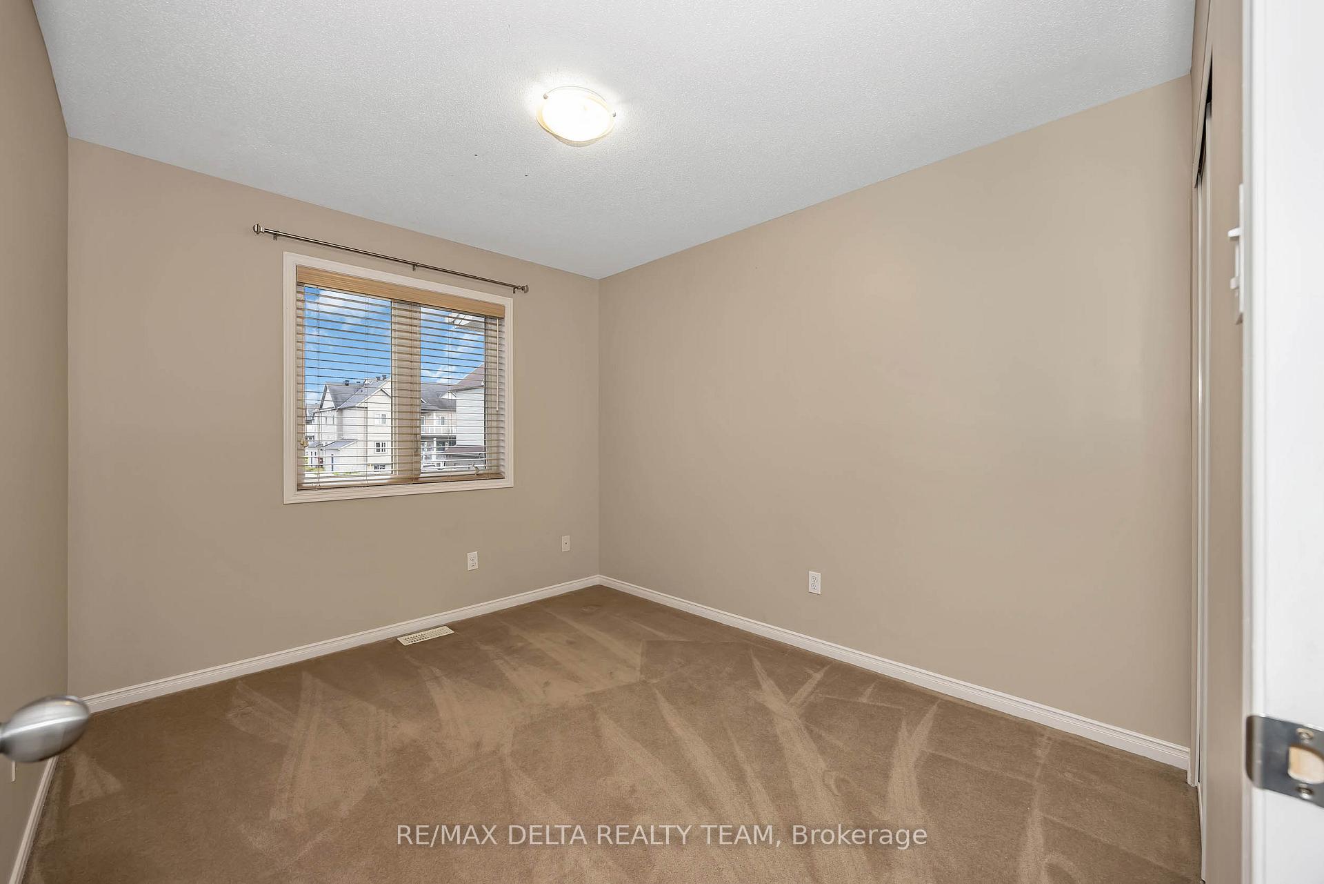 Photo 29 of 253 Cityview Crescent, Ottawa, Springridge/East Village — HOMEH