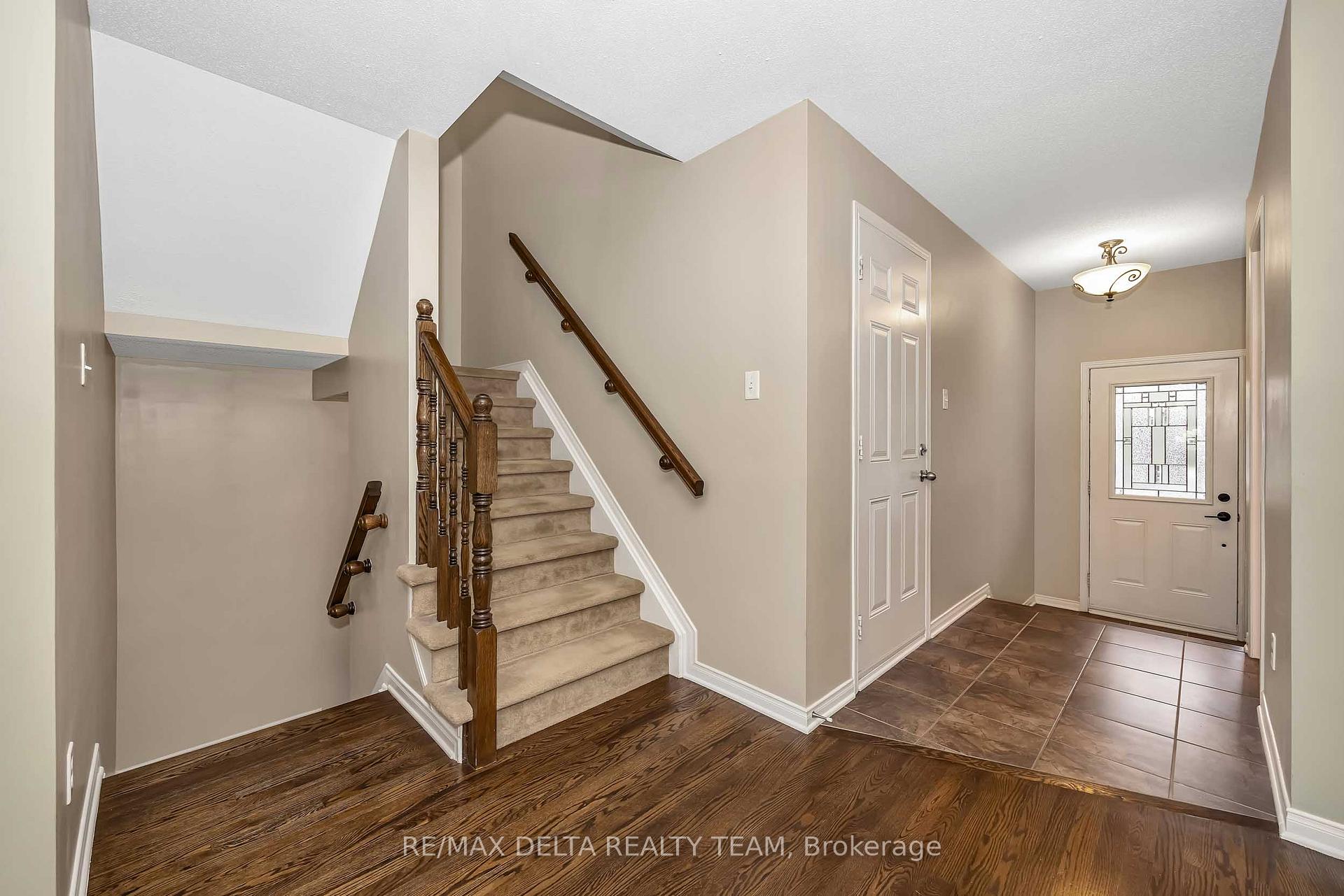 Photo 34 of 253 Cityview Crescent, Ottawa, Springridge/East Village — HOMEH