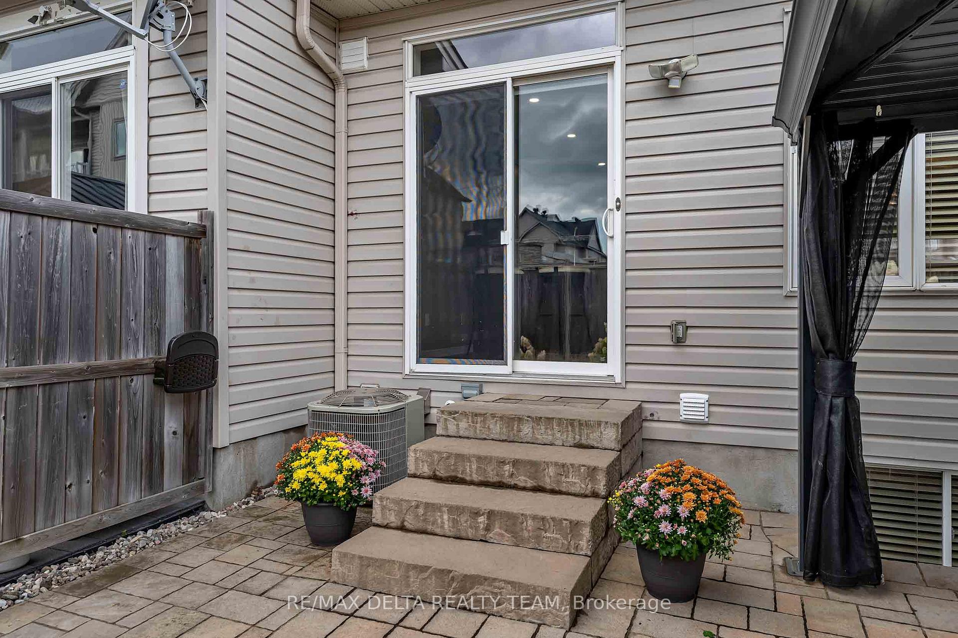 Photo 44 of 253 Cityview Crescent, Ottawa, Springridge/East Village — HOMEH