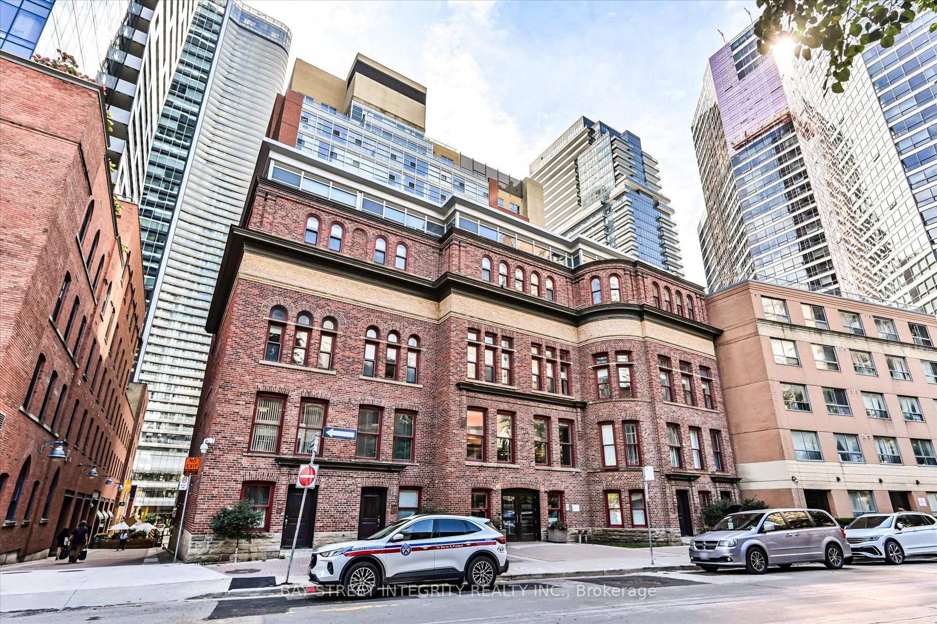 Front of Unit 713, 11 St Joseph Street