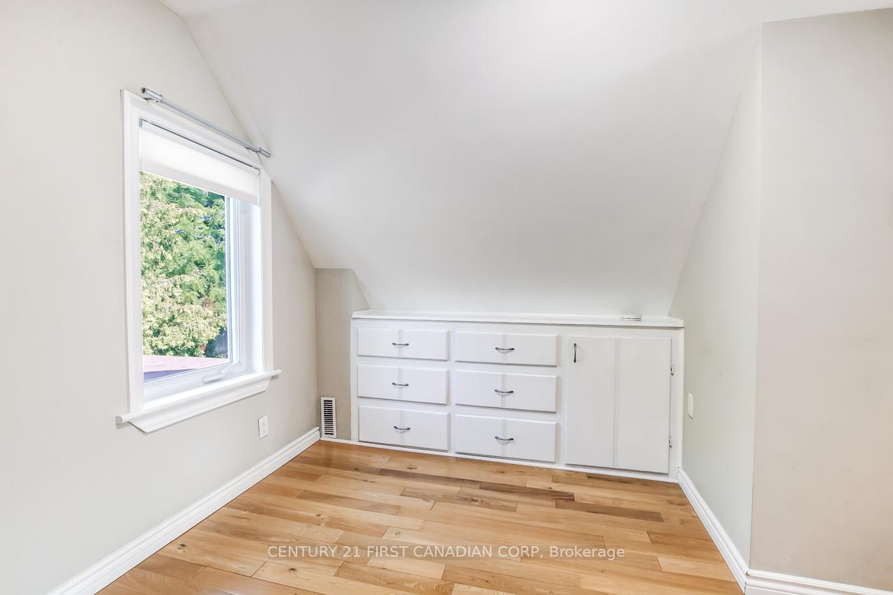 Photo 14 of 103 Edward Street, London, South F — HOMEH