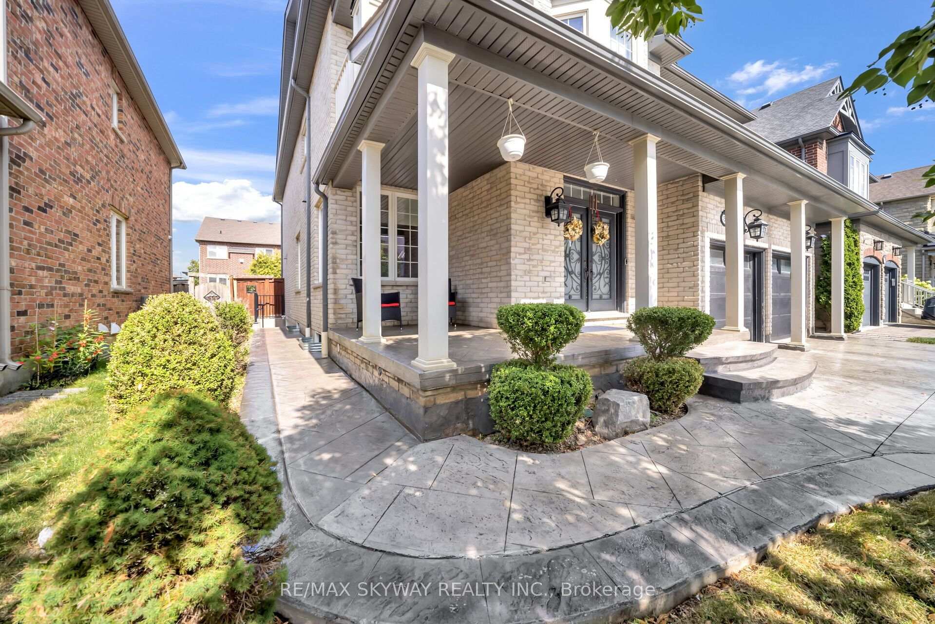 Photo 4 of 51 Learmont Avenue, Caledon, Rural Caledon — HOMEH