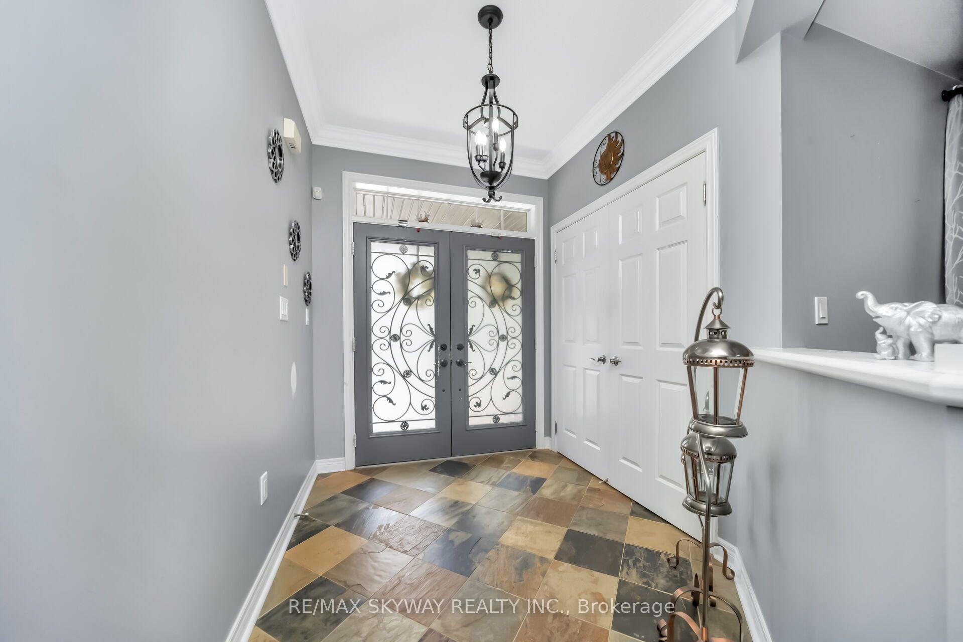 Photo 6 of 51 Learmont Avenue, Caledon, Rural Caledon — HOMEH