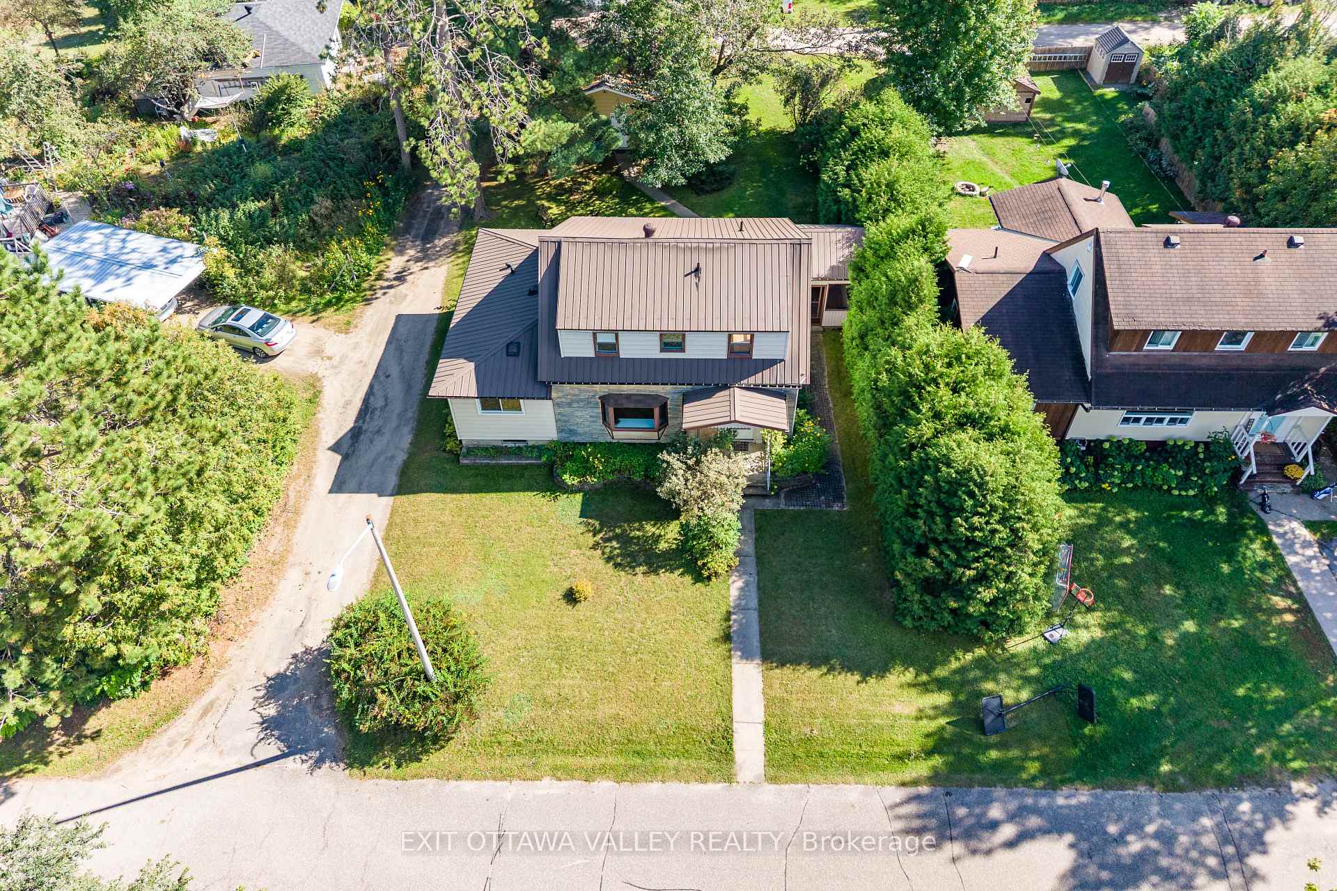 Photo 46 of 5 Silvie Street, Deep River, Deep River — HOMEH