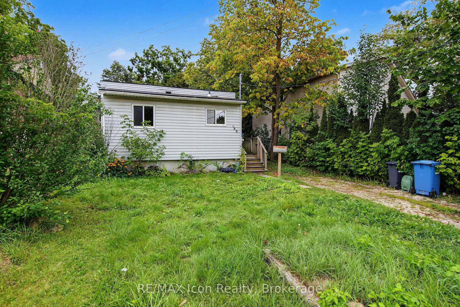 Photo 5 of 188 Stevenson Street N, Guelph, St. George's — HOMEH