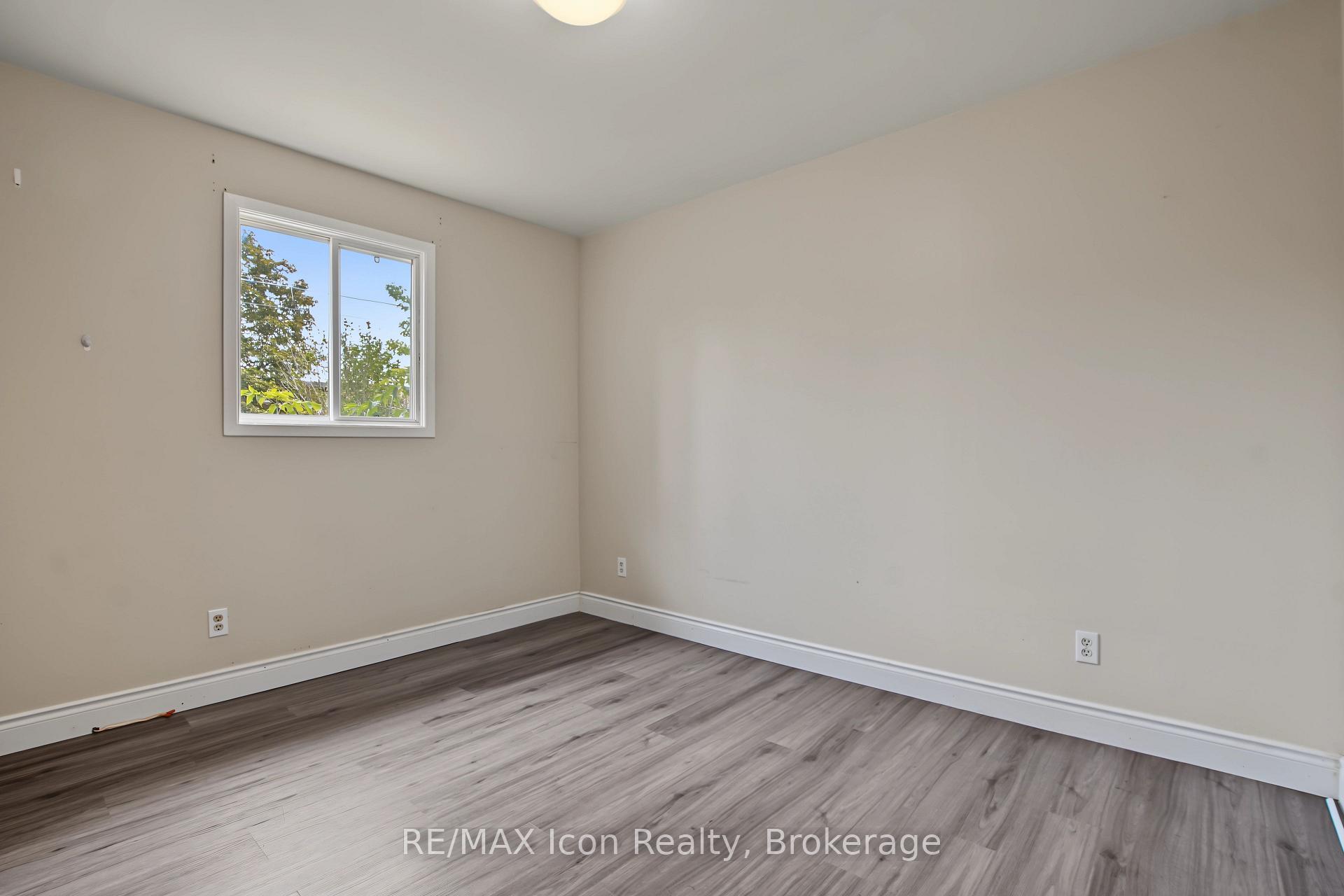 Photo 13 of 188 Stevenson Street N, Guelph, St. George's — HOMEH