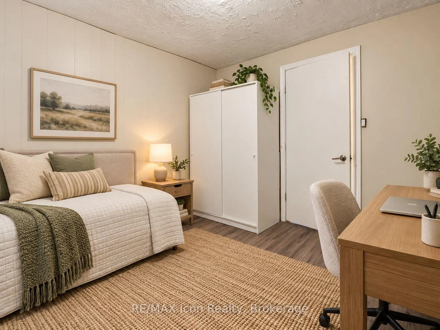 Photo 10 of 188 Stevenson Street N, Guelph, St. George's — HOMEH