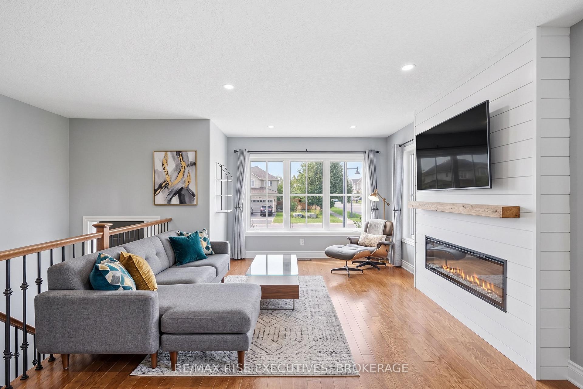 Photo 7 of 1500 Crimson Crescent, Kingston, City Northwest — HOMEH