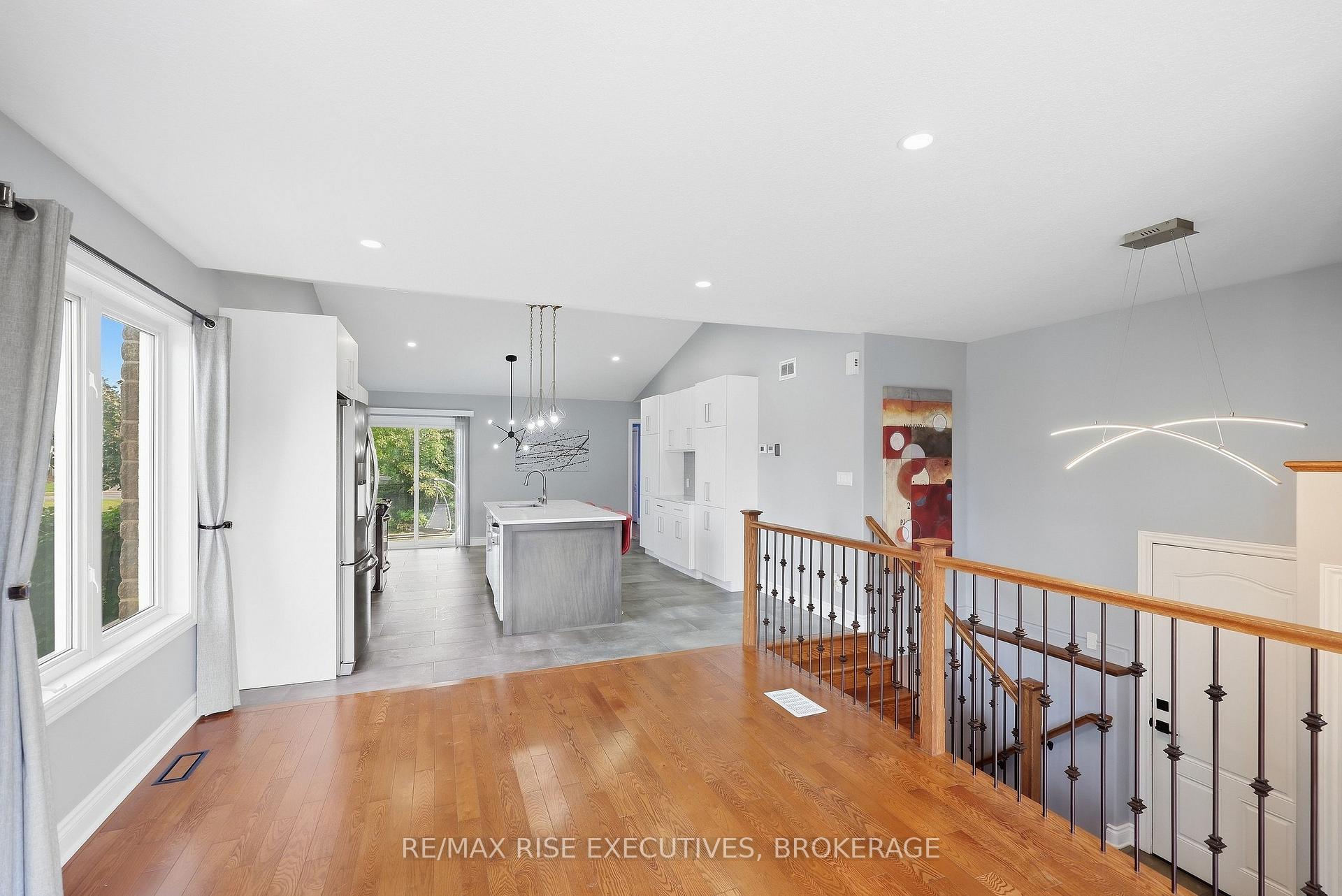 Photo 8 of 1500 Crimson Crescent, Kingston, City Northwest — HOMEH