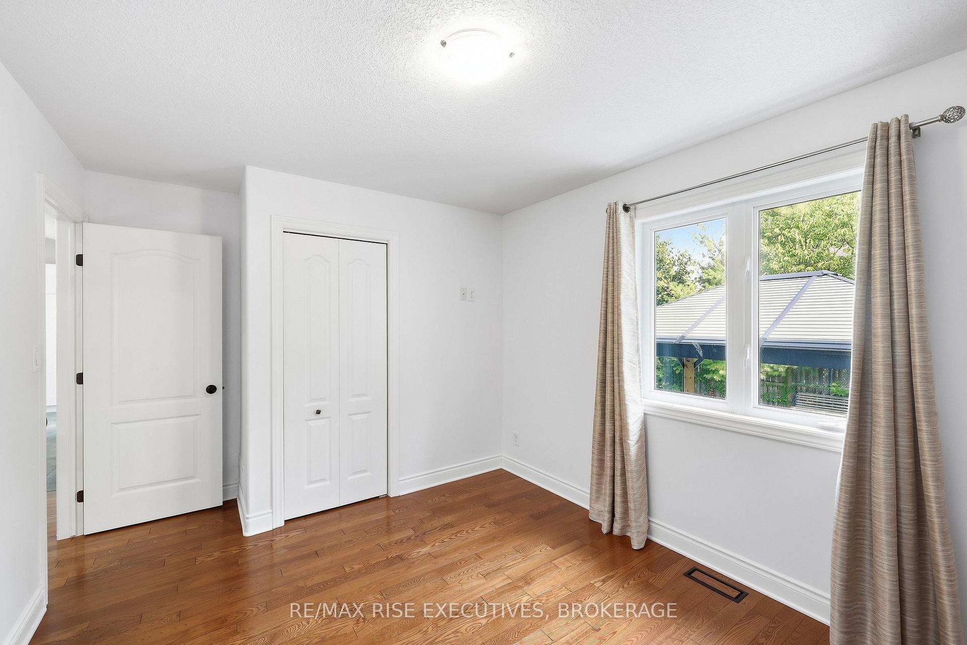 Photo 22 of 1500 Crimson Crescent, Kingston, City Northwest — HOMEH