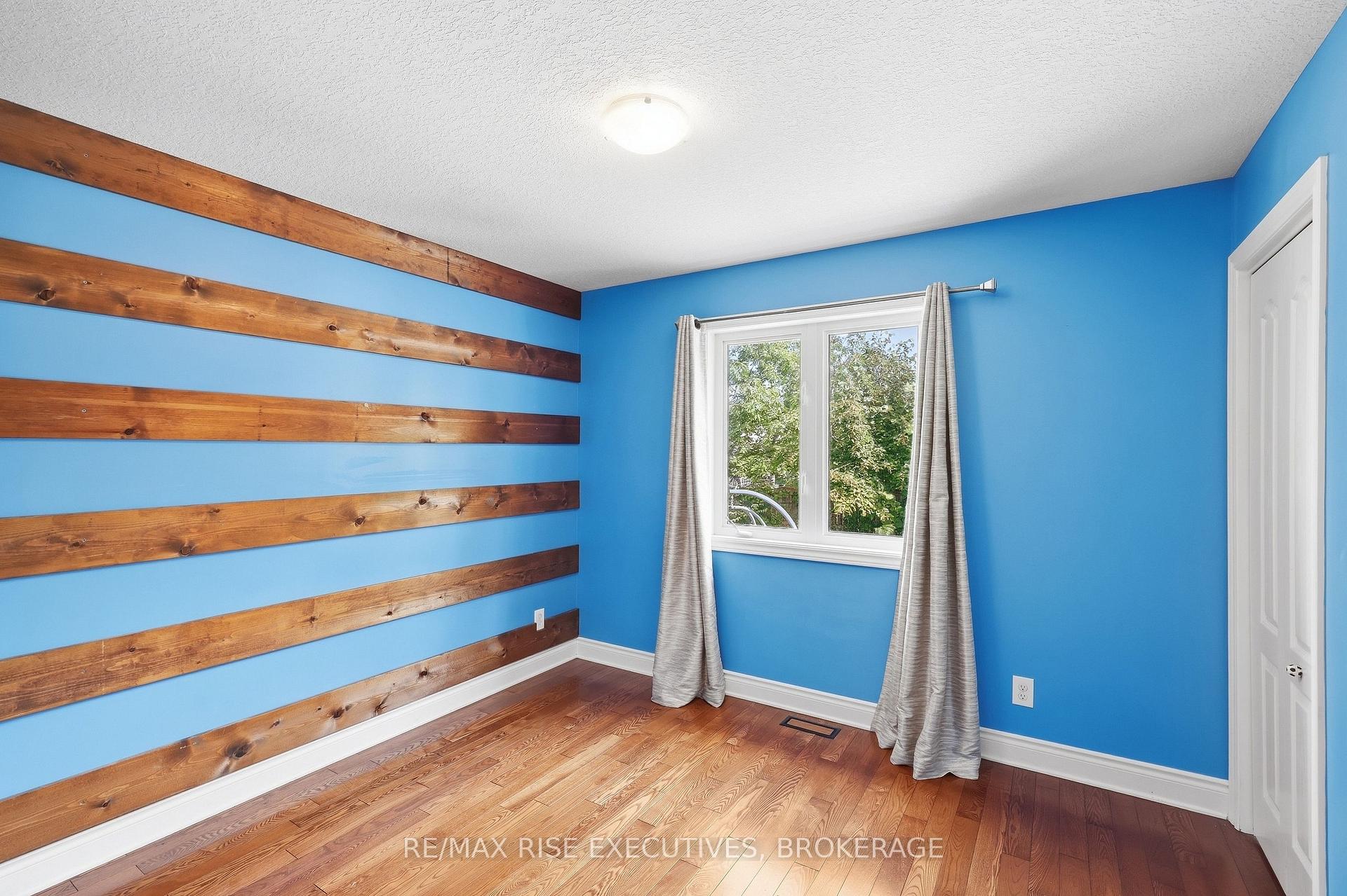 Photo 23 of 1500 Crimson Crescent, Kingston, City Northwest — HOMEH