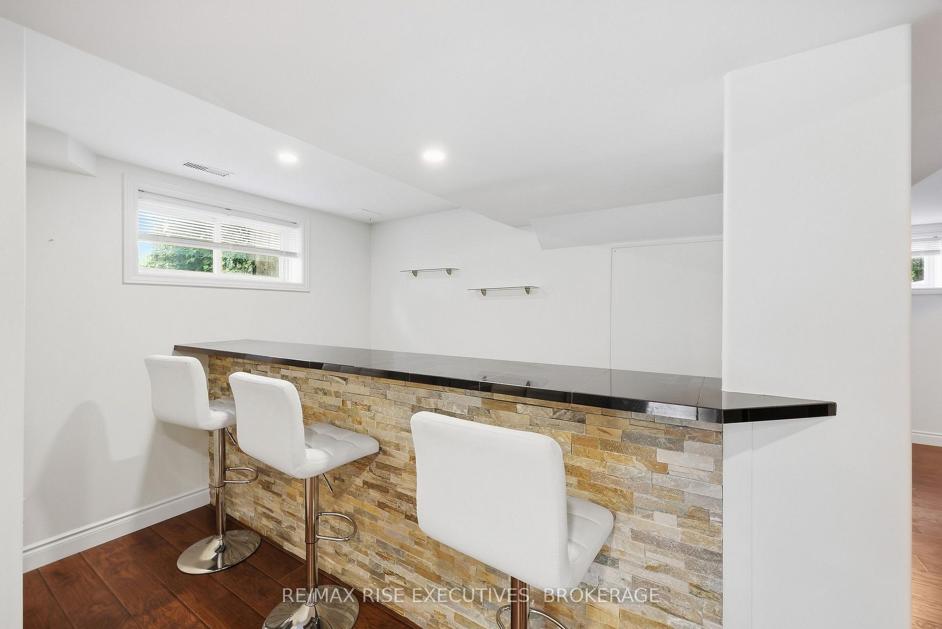 Photo 28 of 1500 Crimson Crescent, Kingston, City Northwest — HOMEH