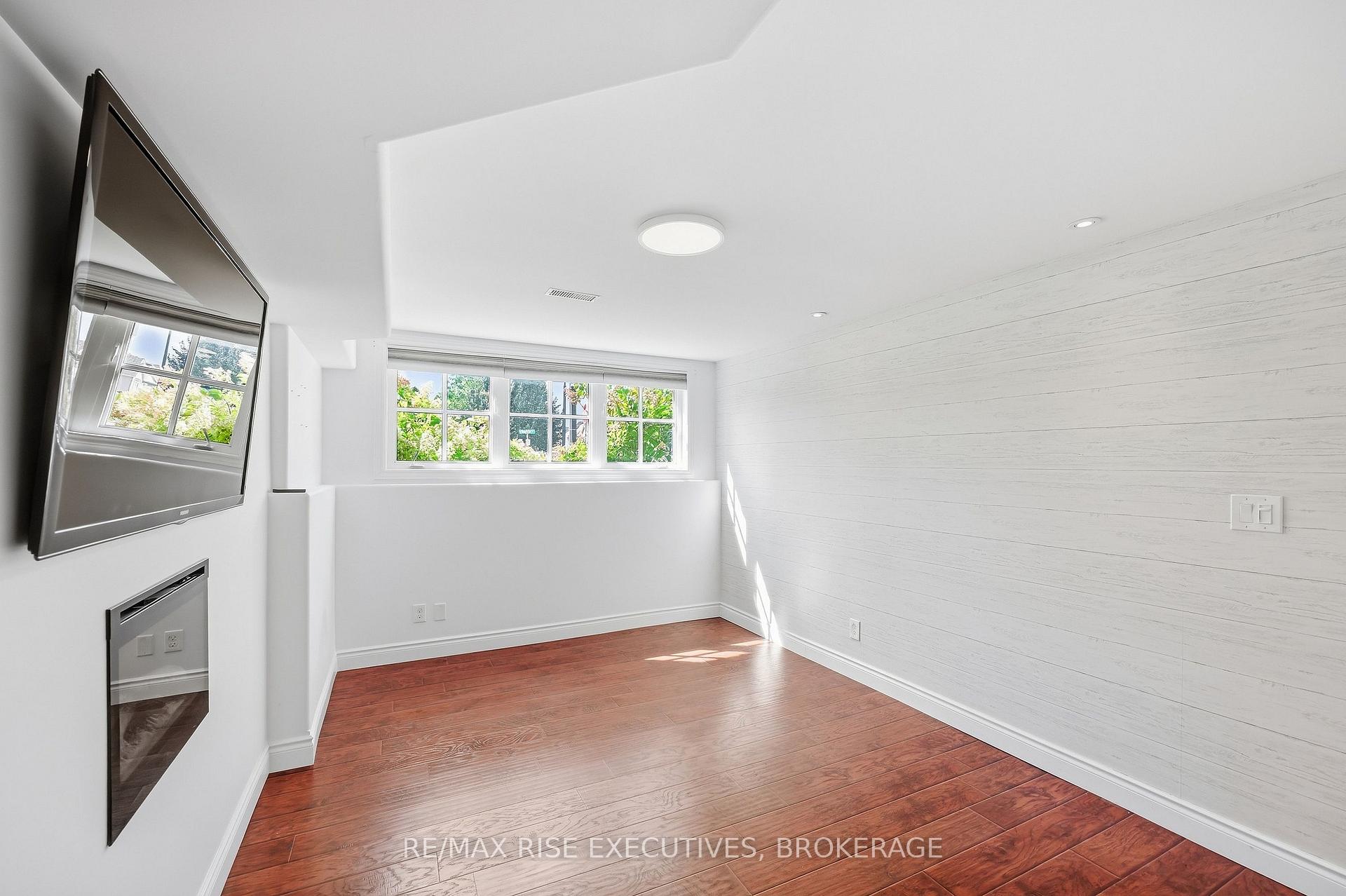 Photo 32 of 1500 Crimson Crescent, Kingston, City Northwest — HOMEH