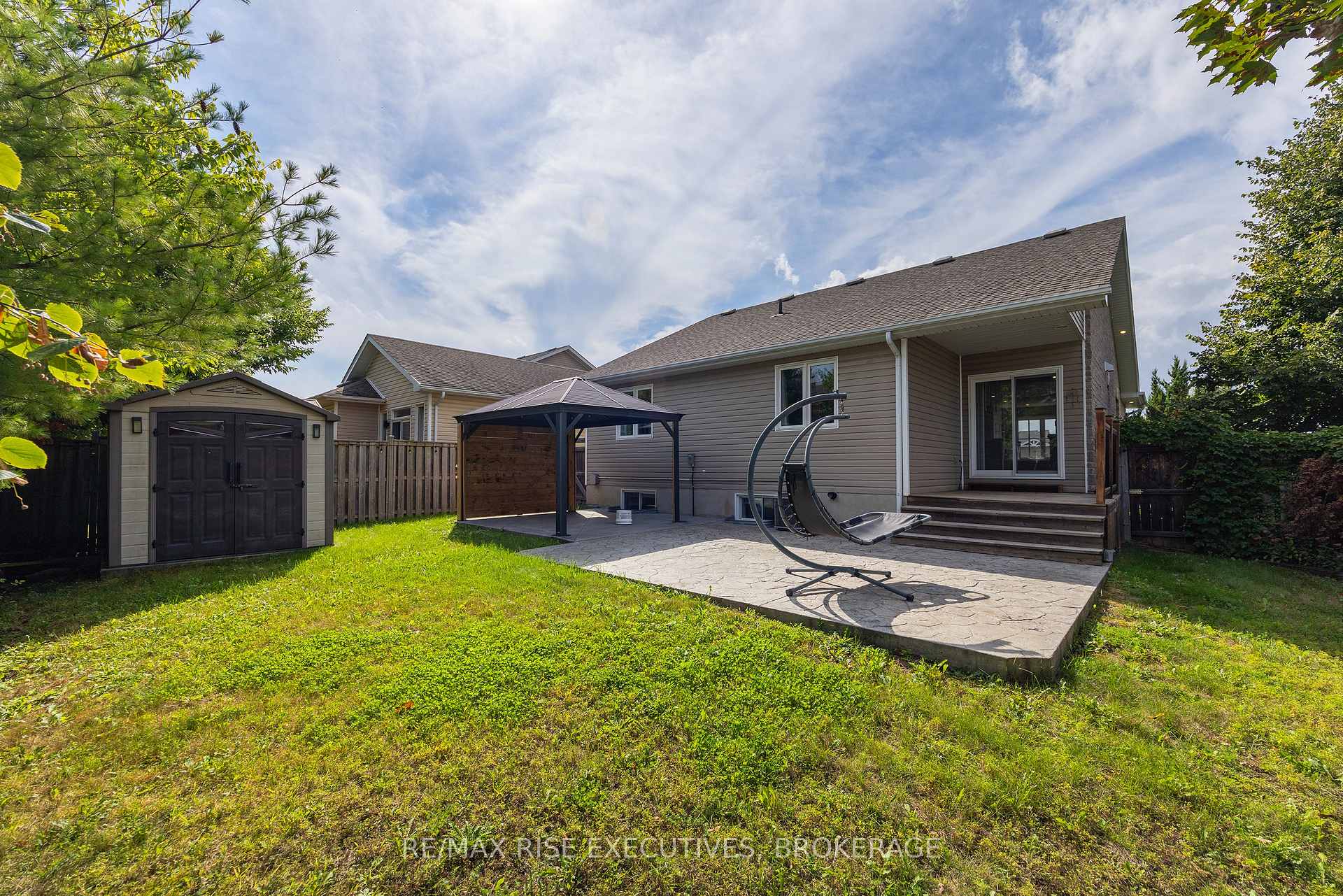 Photo 38 of 1500 Crimson Crescent, Kingston, City Northwest — HOMEH