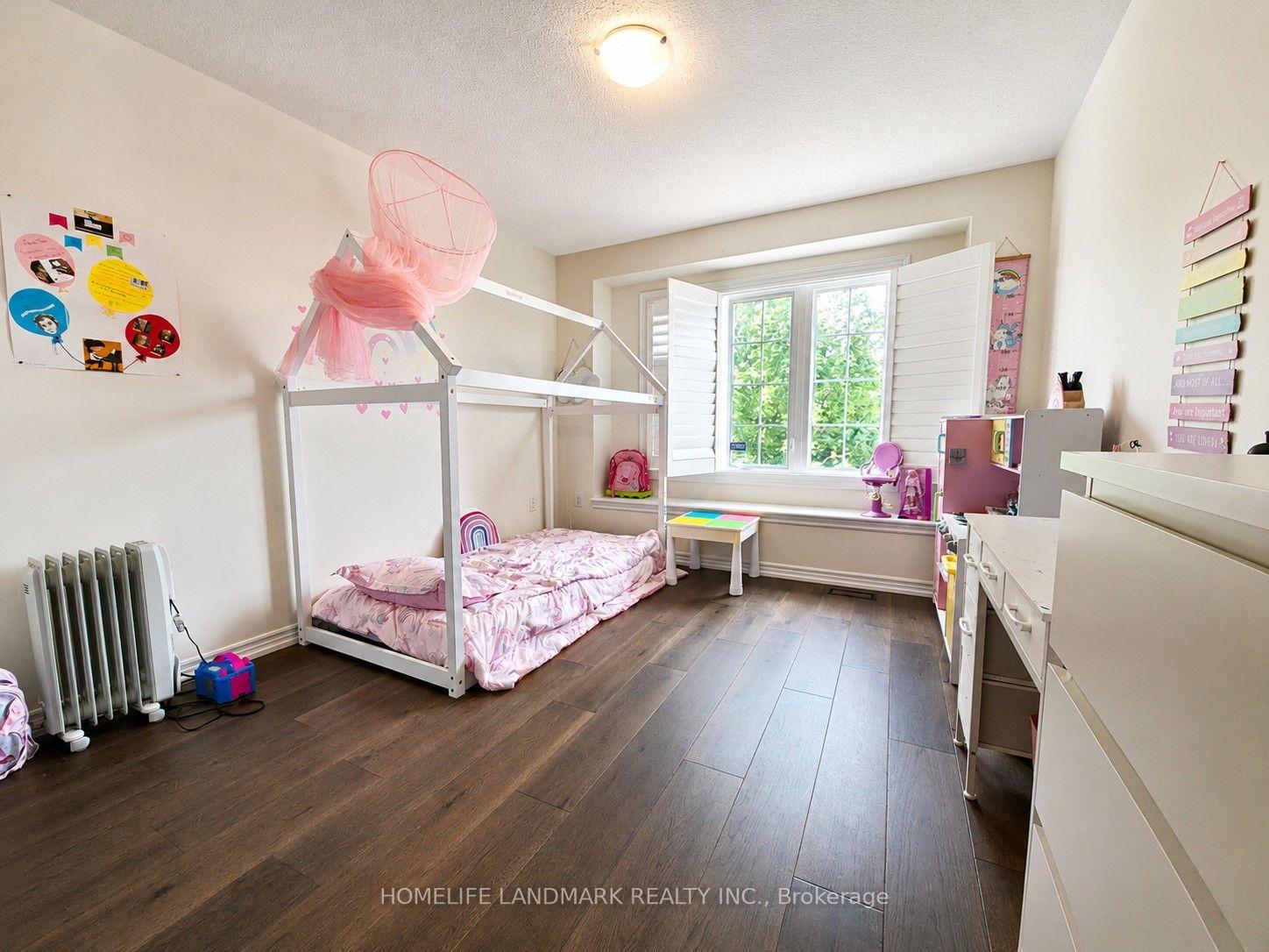 Photo 29 of 41 Mansard Drive, Richmond Hill, Jefferson — HOMEH