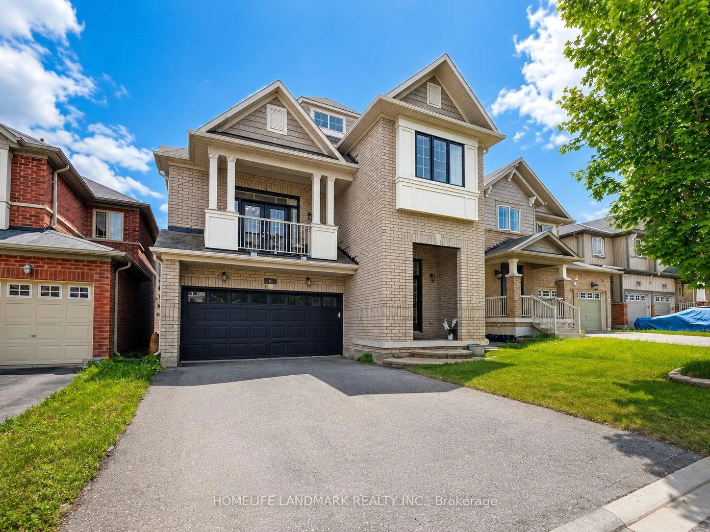 Photo 5 of 41 Mansard Drive, Richmond Hill, Jefferson — HOMEH