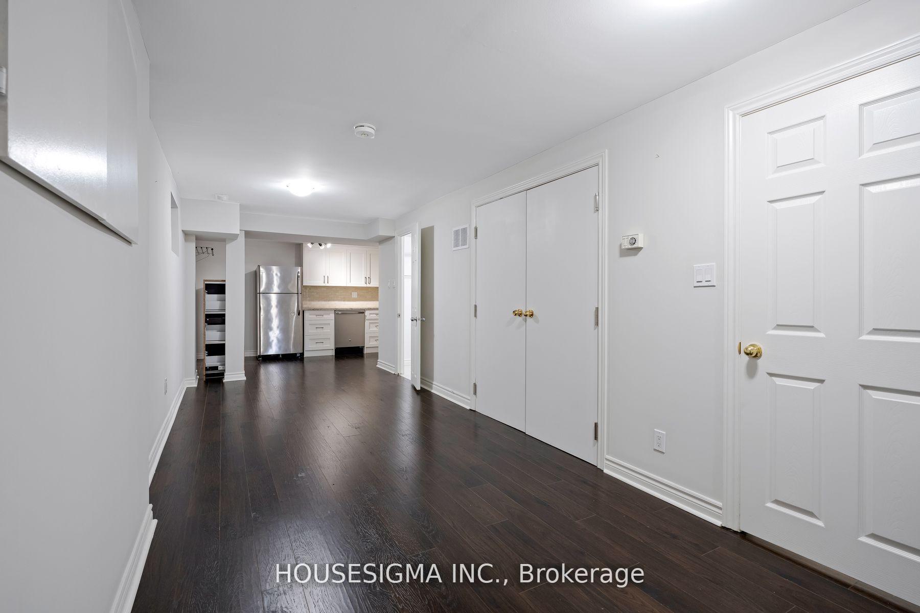 Photo 3 of Unit Lower, 72 Redwood Avenue, Toronto, Greenwood-Coxwell — HOMEH