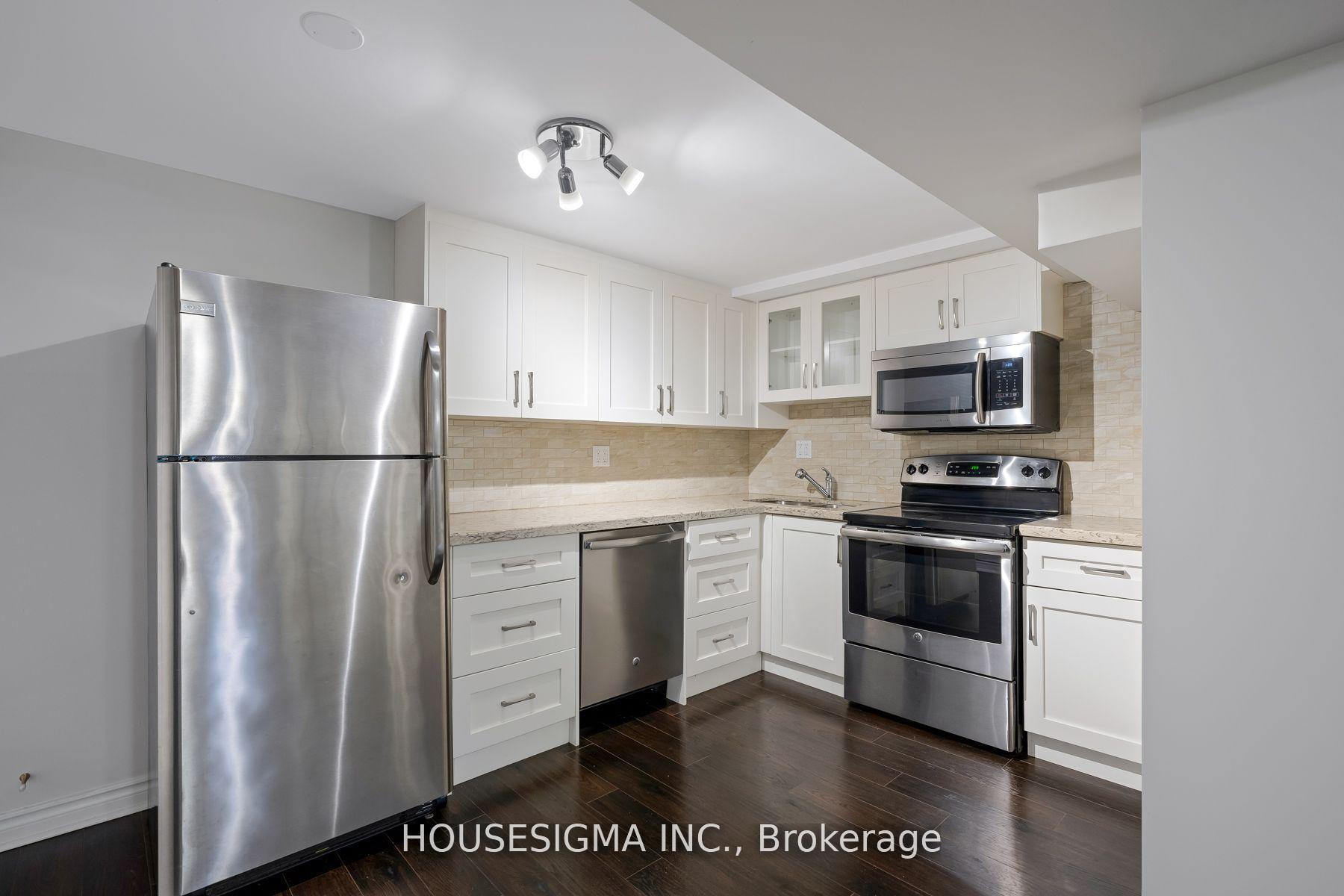 Photo 4 of Unit Lower, 72 Redwood Avenue, Toronto, Greenwood-Coxwell — HOMEH