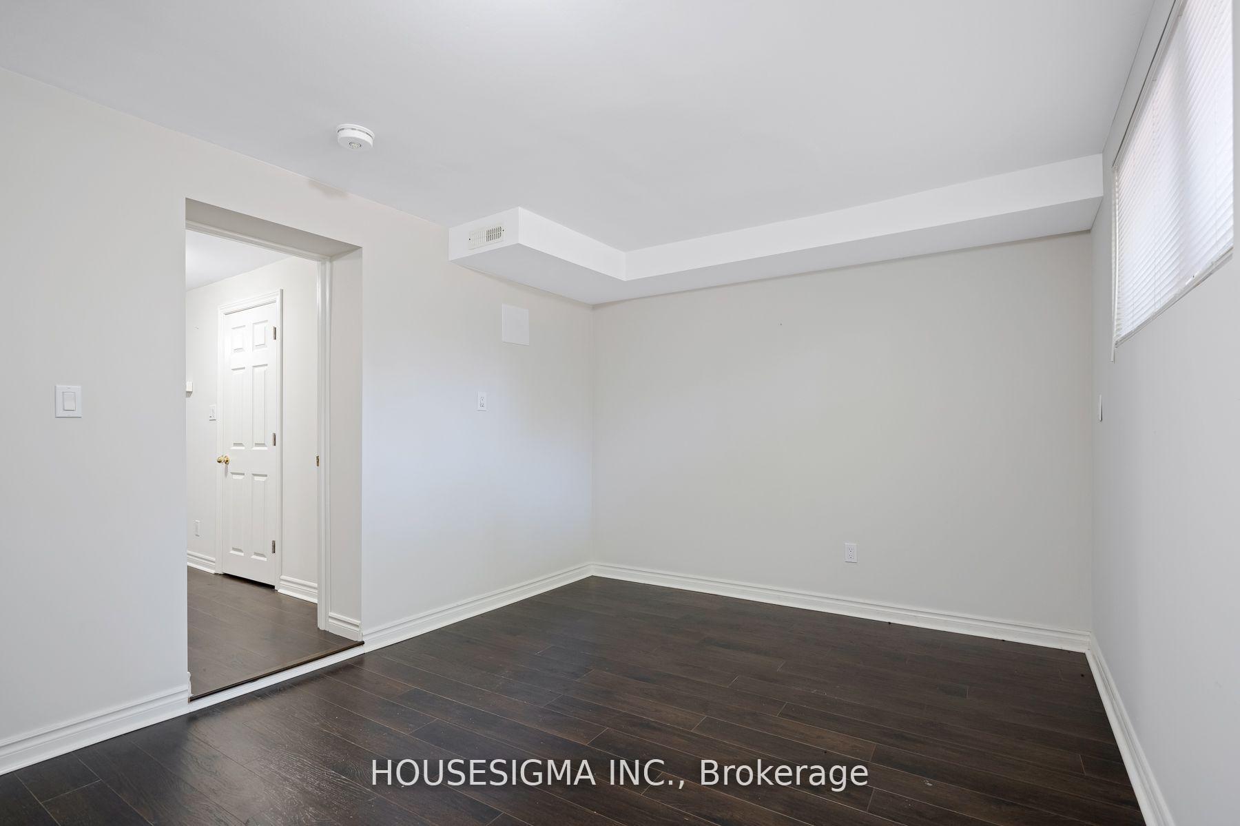 Photo 14 of Unit Lower, 72 Redwood Avenue, Toronto, Greenwood-Coxwell — HOMEH