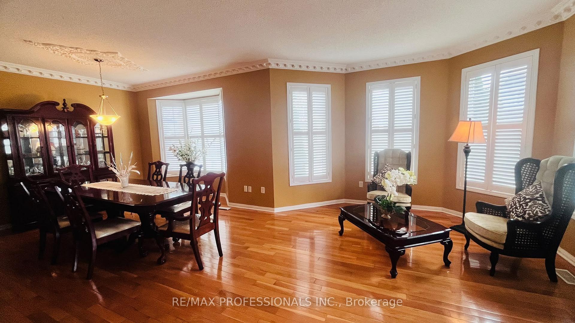 Photo 10 of 49 Colchester Street, Markham, Cornell — HOMEH