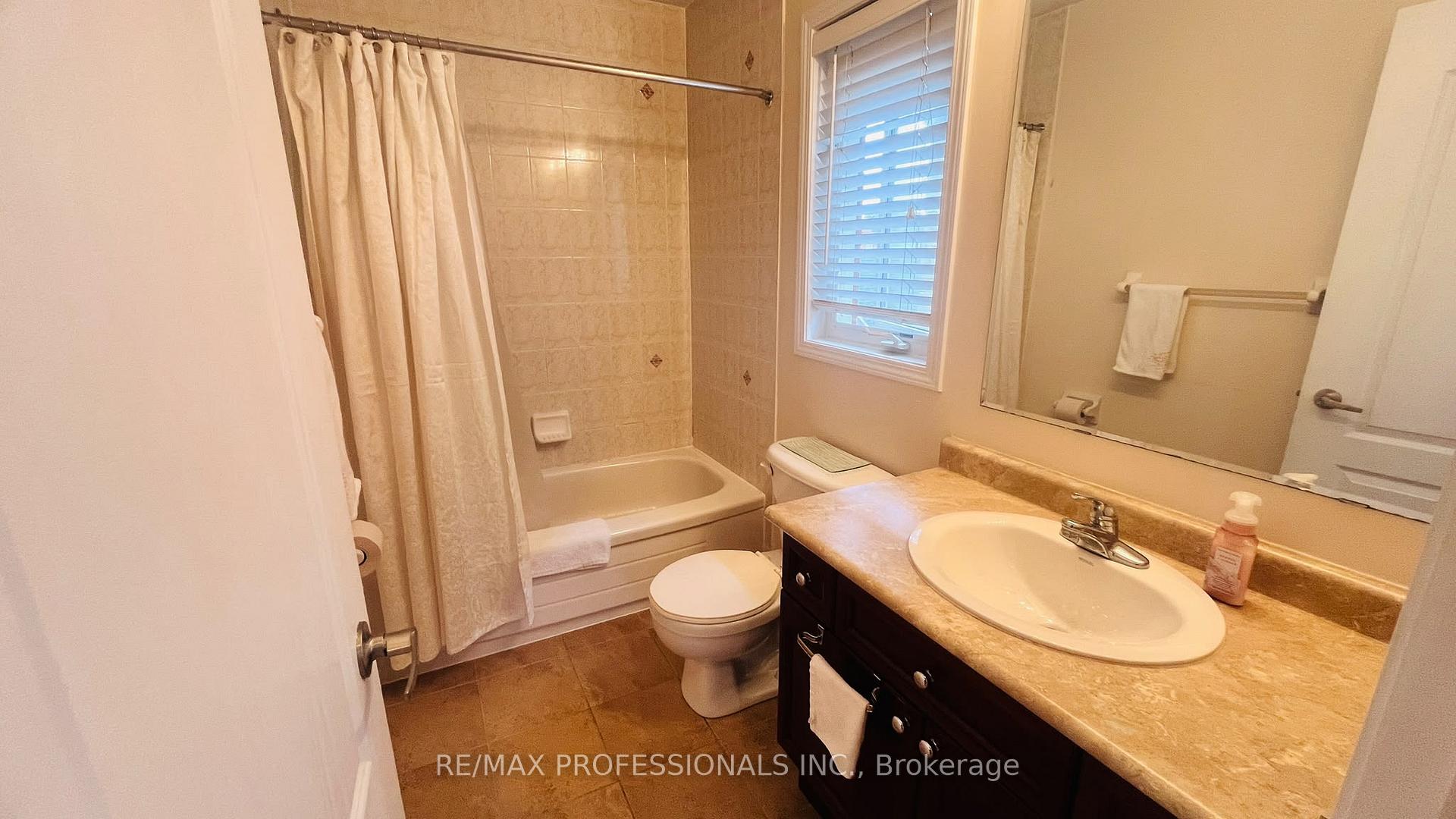 Photo 22 of 49 Colchester Street, Markham, Cornell — HOMEH