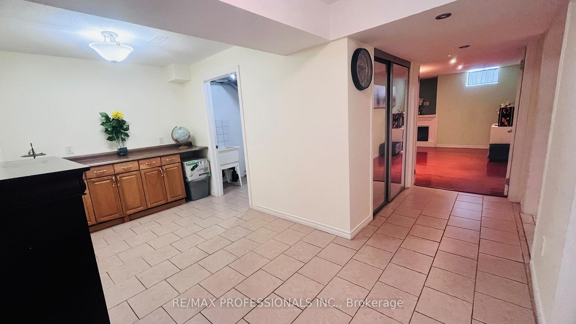 Photo 34 of 49 Colchester Street, Markham, Cornell — HOMEH