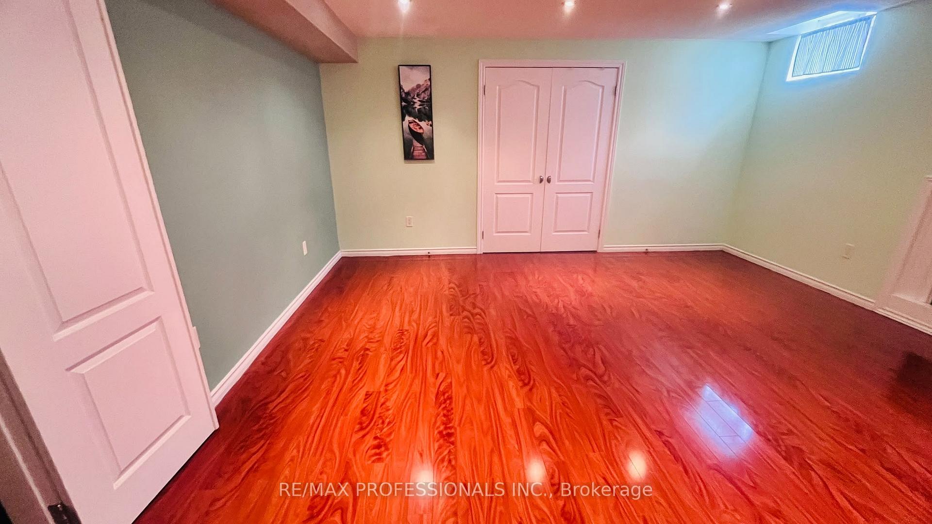 Photo 32 of 49 Colchester Street, Markham, Cornell — HOMEH
