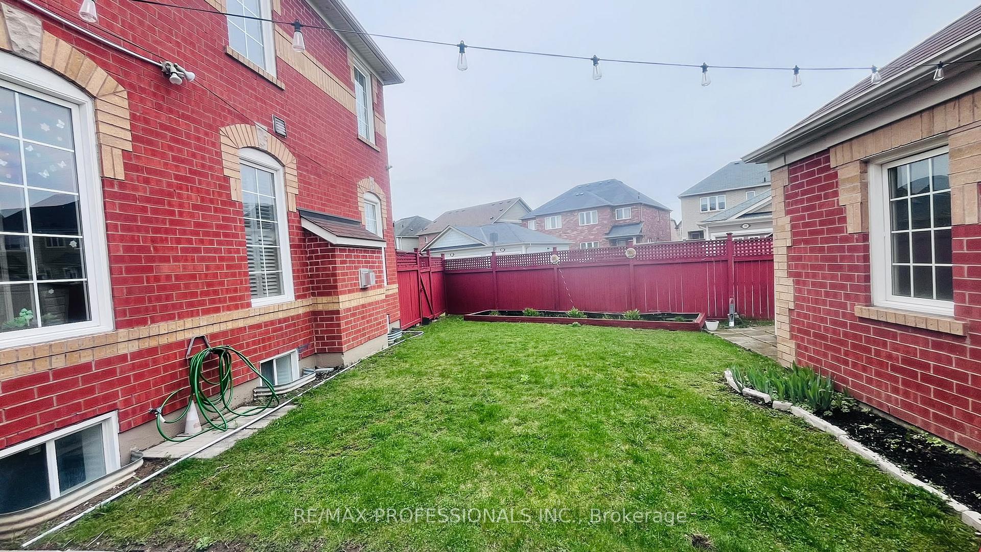 Photo 42 of 49 Colchester Street, Markham, Cornell — HOMEH