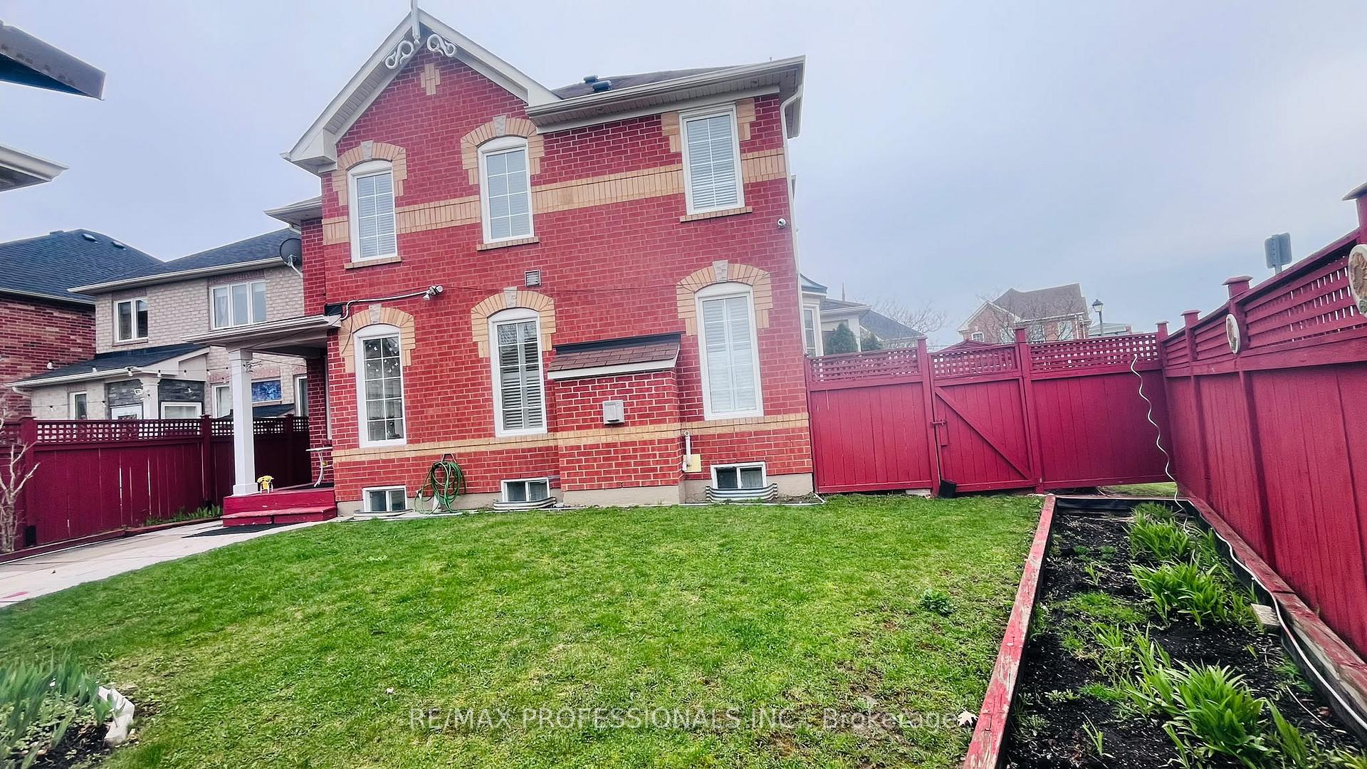Photo 43 of 49 Colchester Street, Markham, Cornell — HOMEH