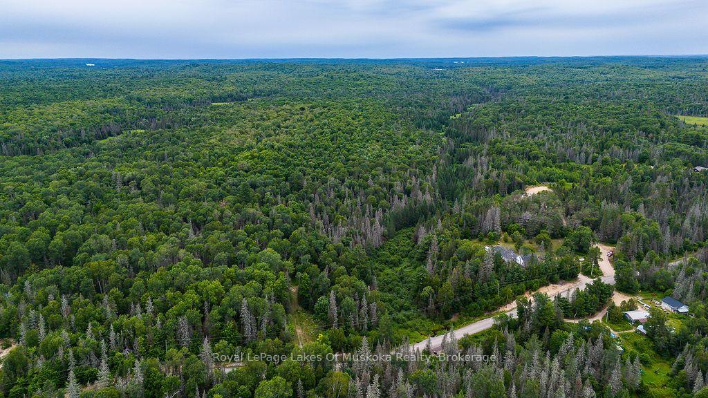 Photo 22 of 286 Halls Road E, Magnetawan — HOMEH