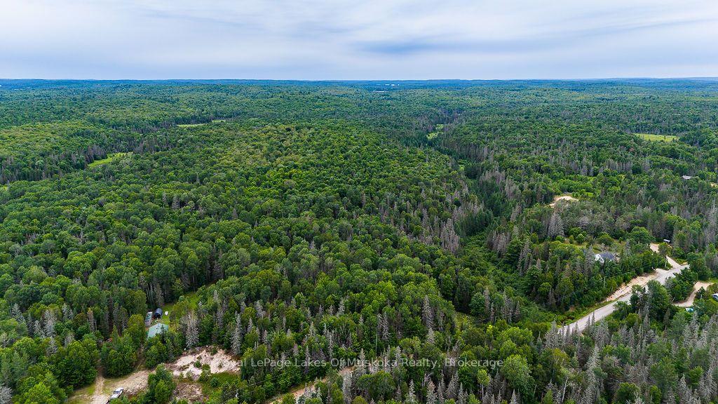 Photo 23 of 286 Halls Road E, Magnetawan — HOMEH