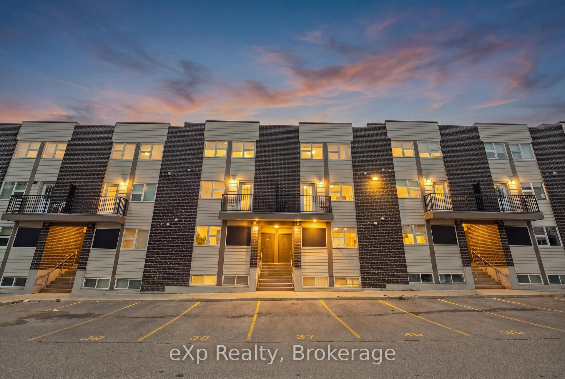 Photo of Unit 119, 338 Albert Street