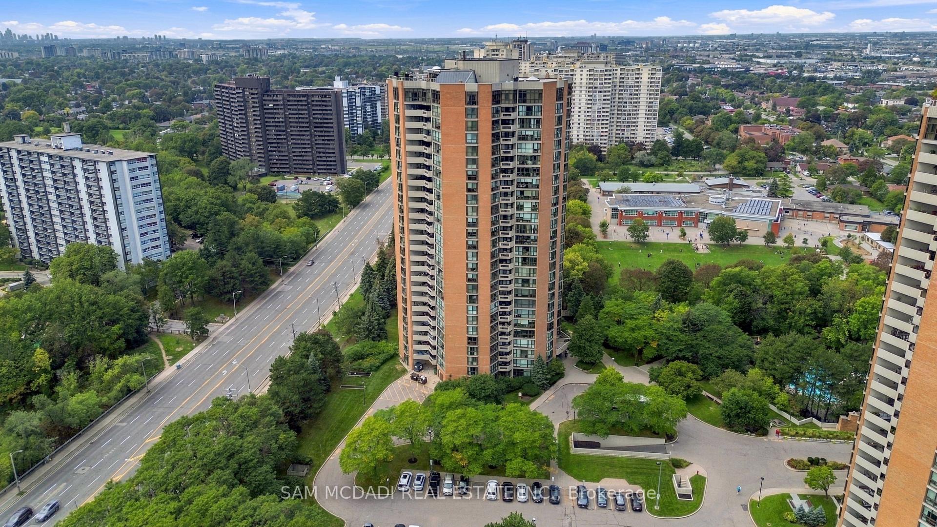 Photo 3 of Unit 2009, 2000 Islington Avenue, Etobicoke, Kingsview Village-The Westway — HOMEH